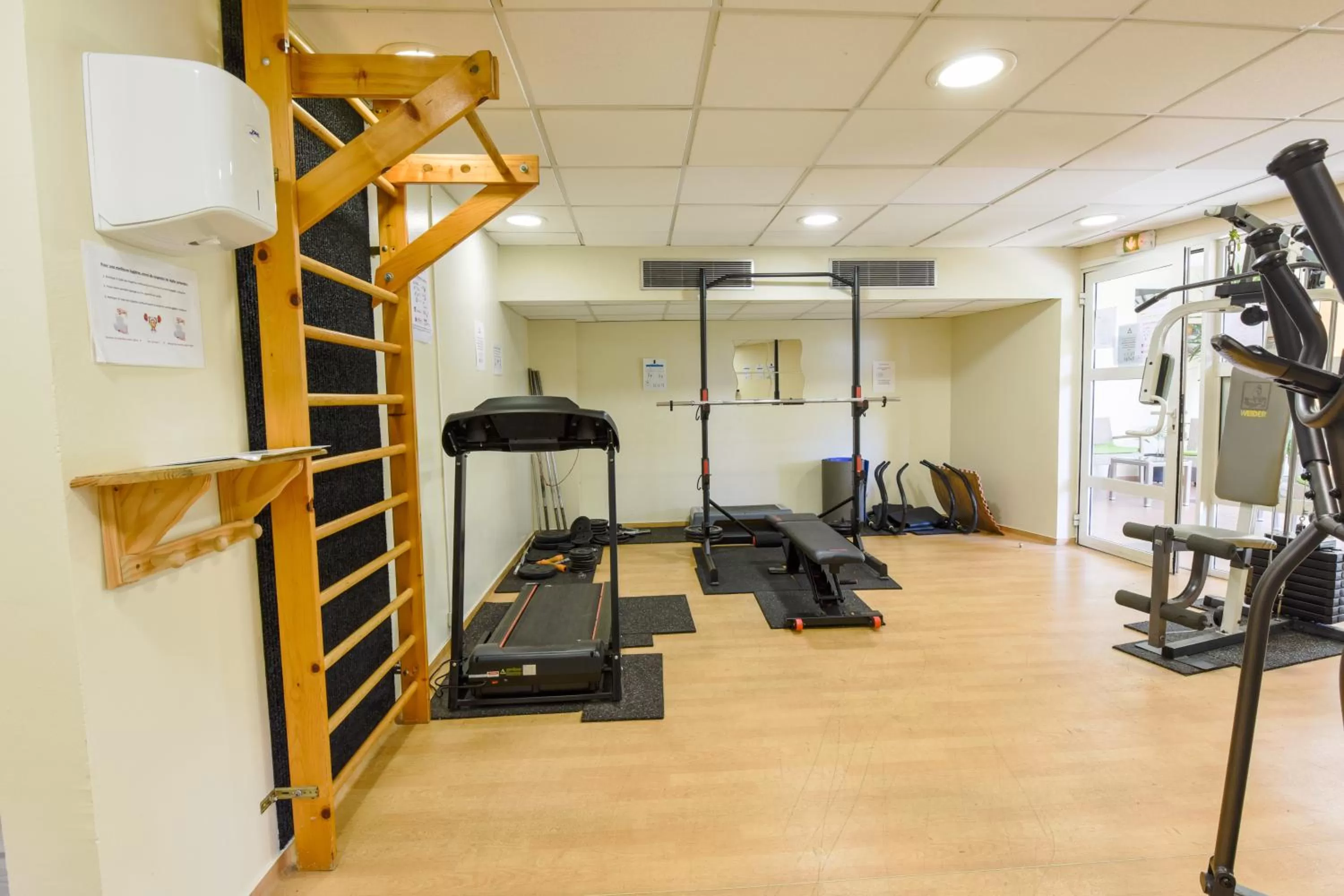 Fitness centre/facilities in Résidence Columba - Apparts meublés Agen Sud