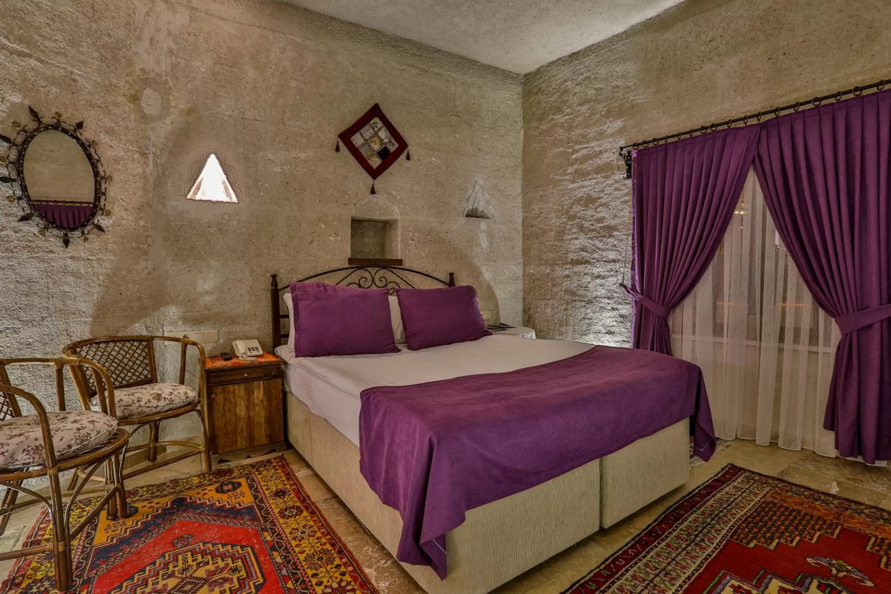 Bed in Hidden Cave Hotel