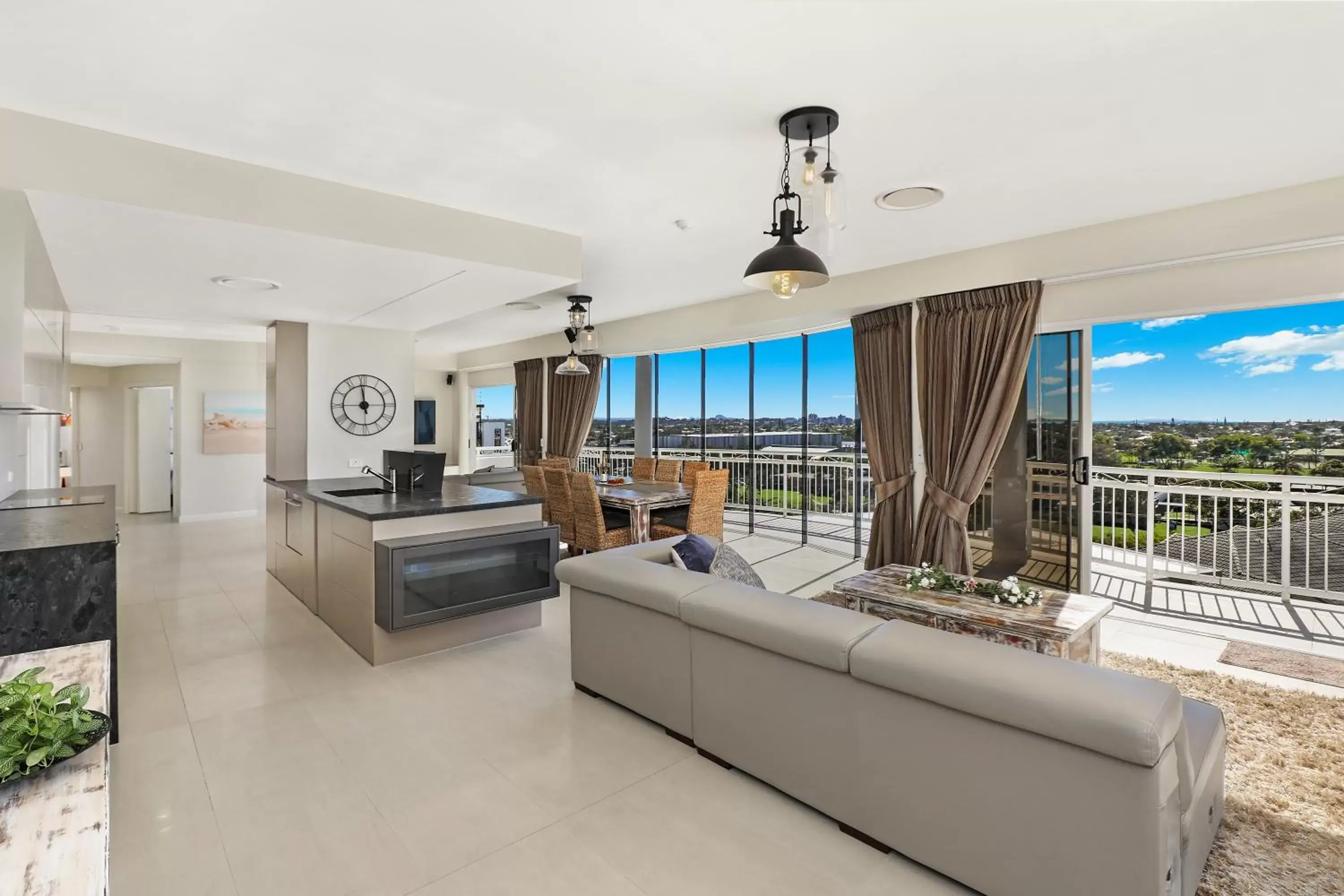 Living room, Seating Area in Beachside Resort Kawana Waters