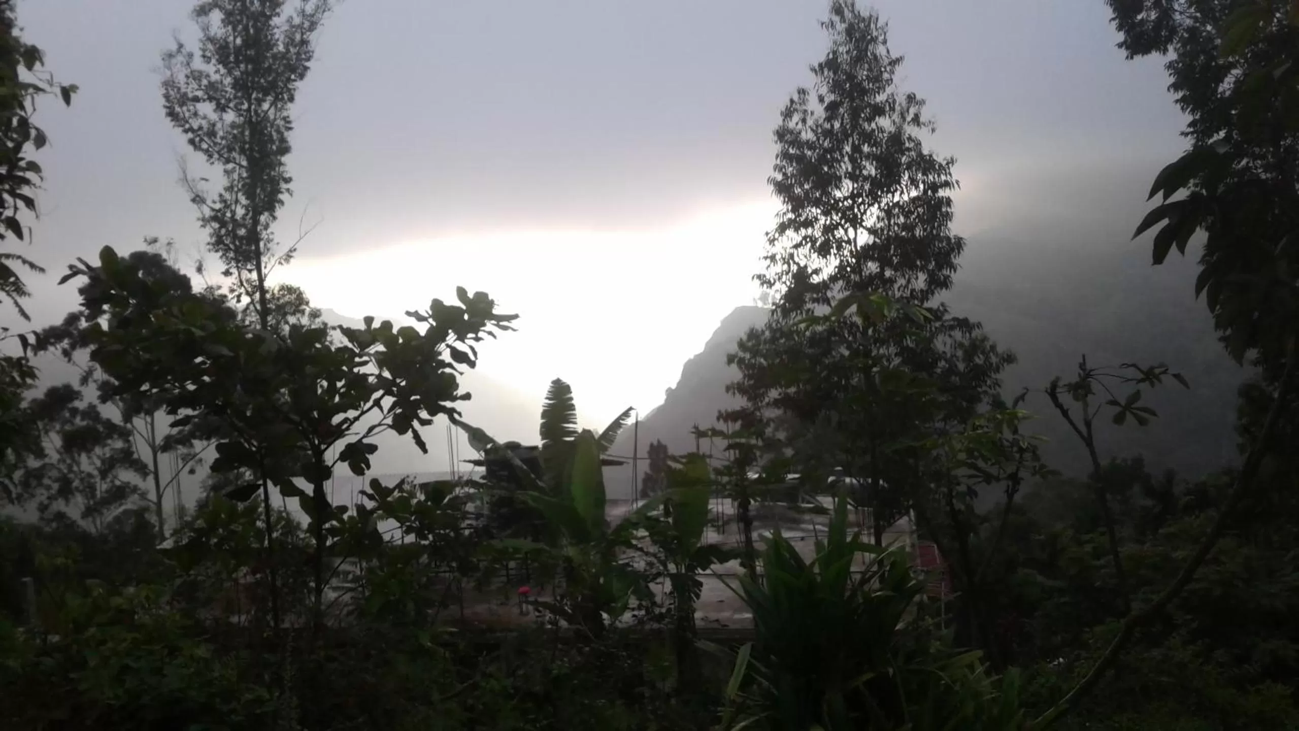 Mountain view, Sunrise/Sunset in Malithis lodge