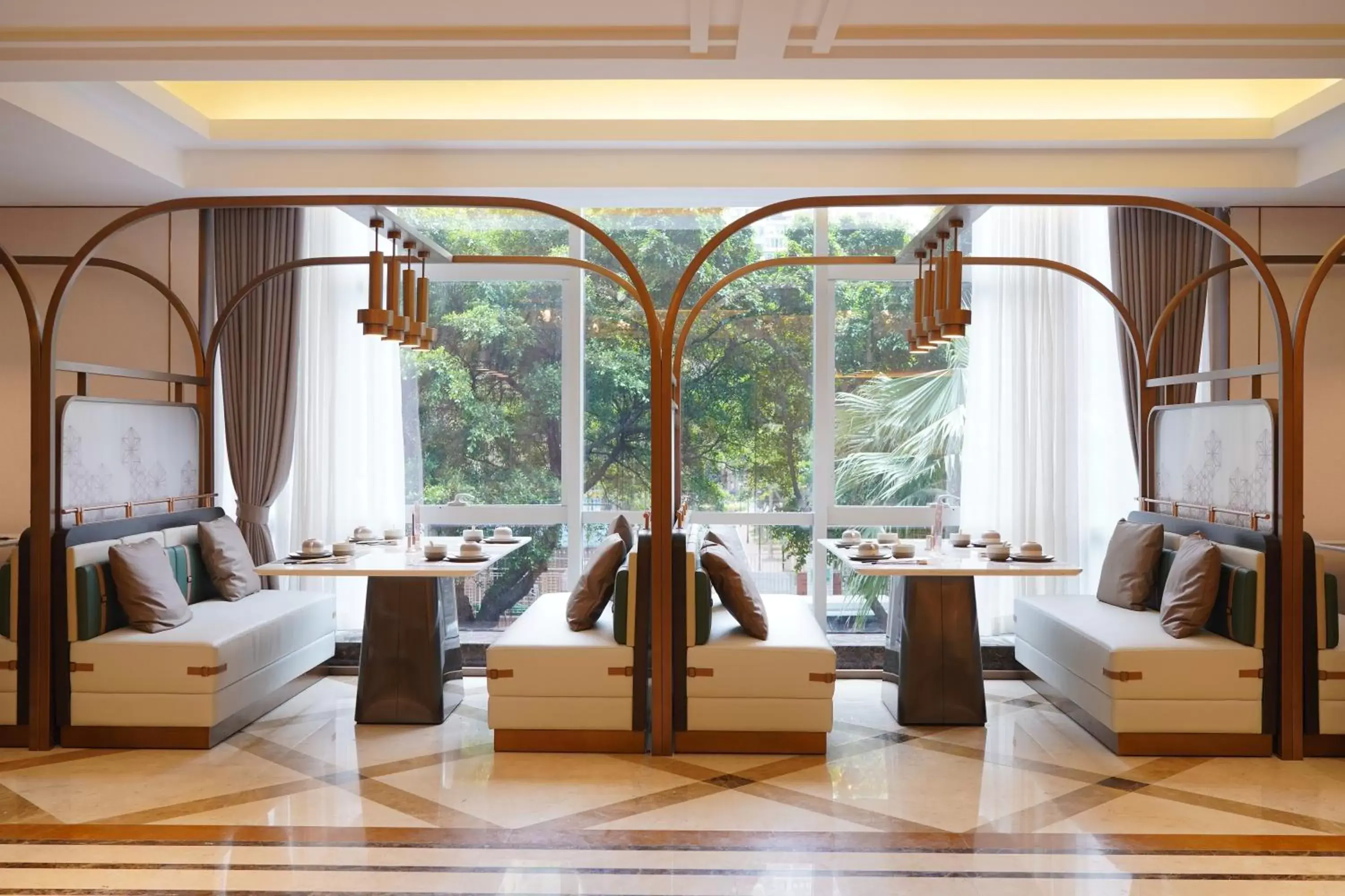 Restaurant/Places to Eat in Leeden Hotel Guangzhou