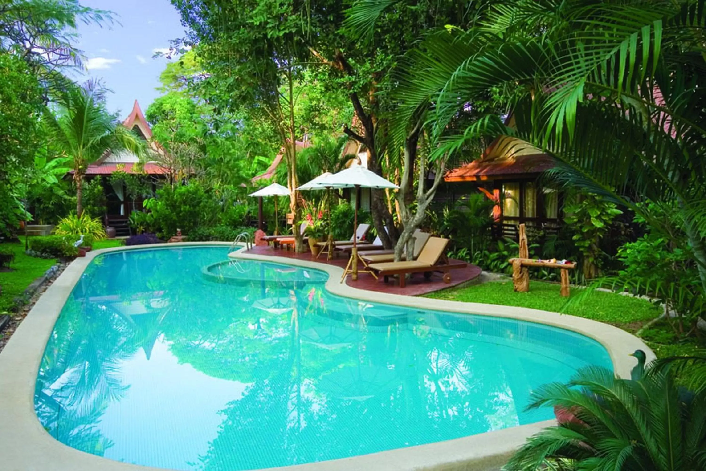 Pool view, Swimming Pool in Baan Duangkaew Resort