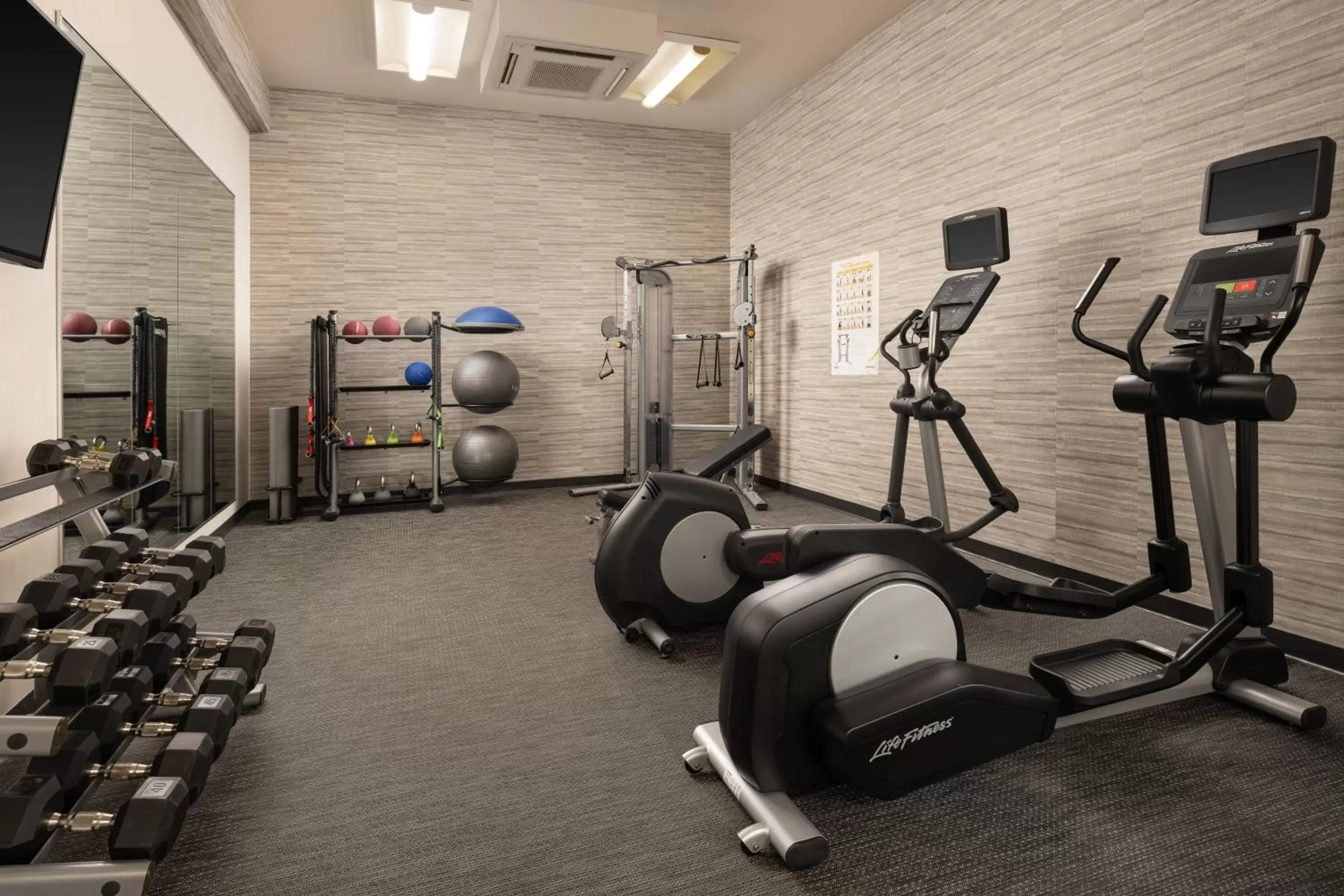 Fitness centre/facilities, Fitness Center/Facilities in Courtyard by Marriott Phoenix Mesa