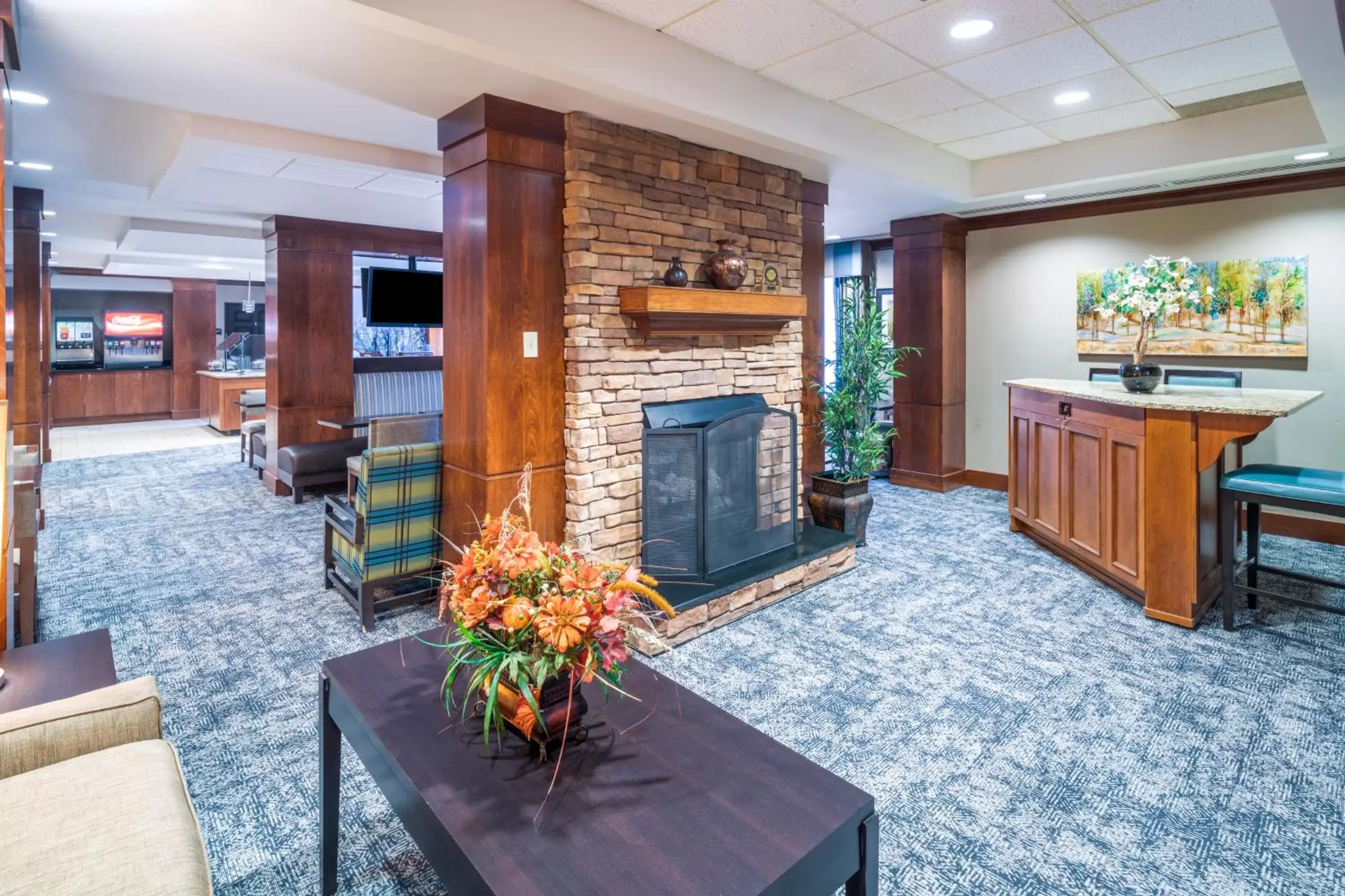 Lobby or reception in Staybridge Suites Memphis-Poplar Ave East by IHG Lobby or reception in Staybridge Suites Memphis-Poplar Ave East by IHG