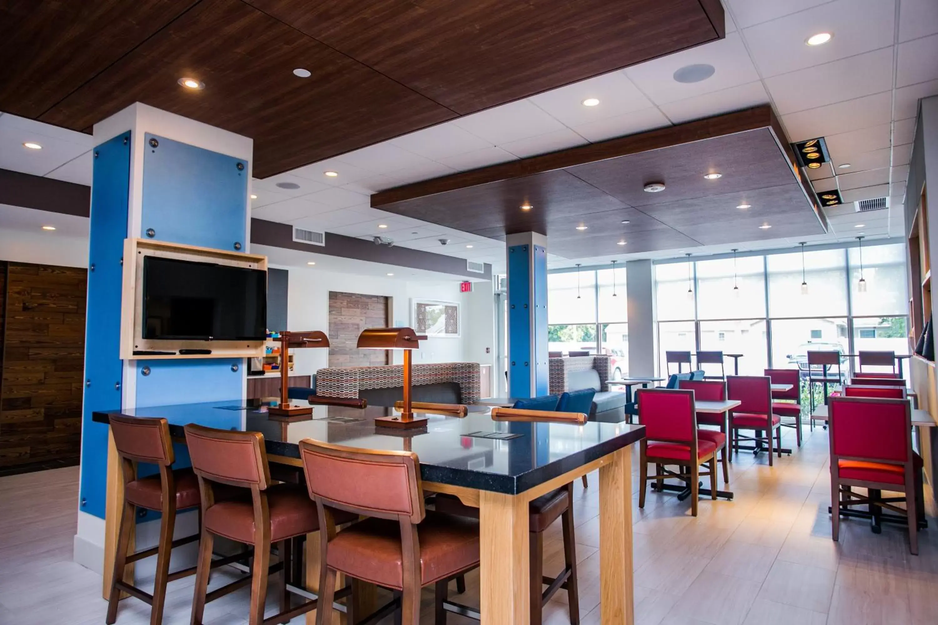 Breakfast, Restaurant/Places to Eat in Holiday Inn Express & Suites Rehoboth Beach, an IHG Hotel