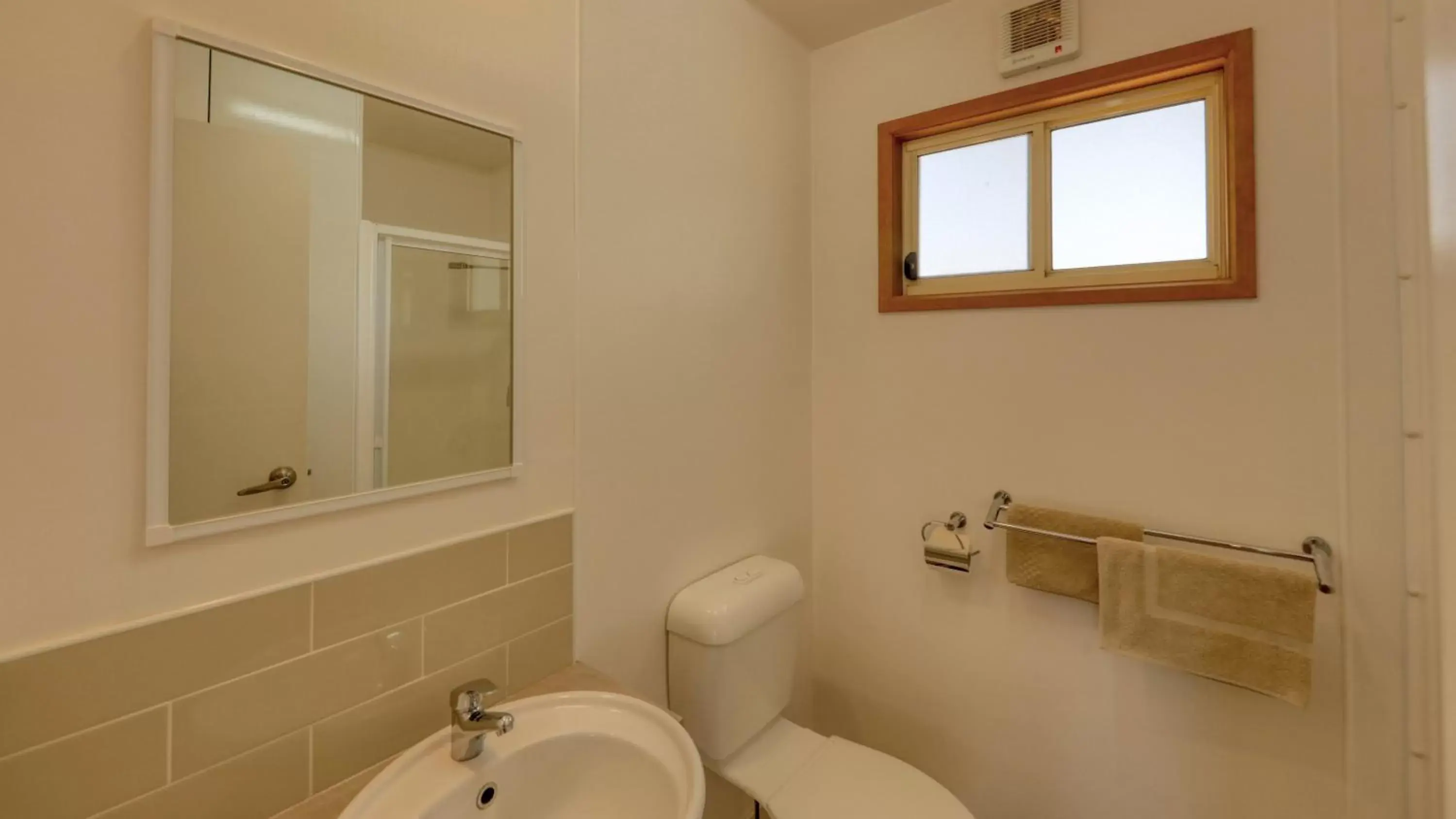 Bathroom in Cobar Caravan Park