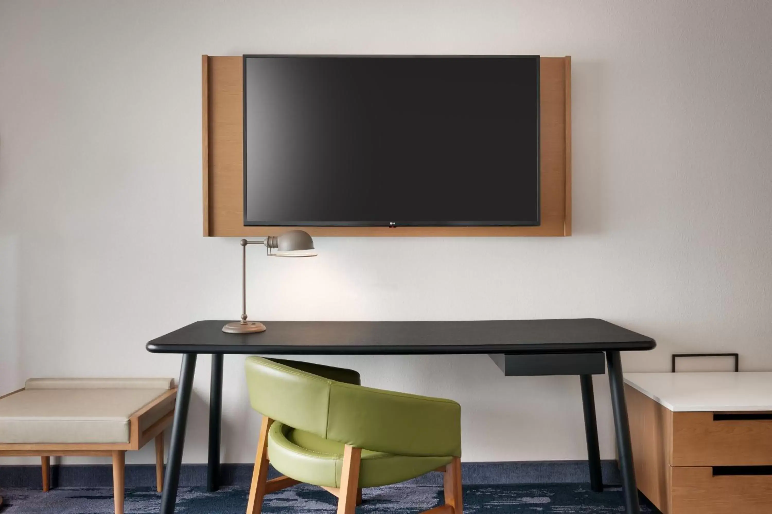 Photo of the whole room, TV/Entertainment Center in Fairfield Inn & Suites by Marriott Houston League City