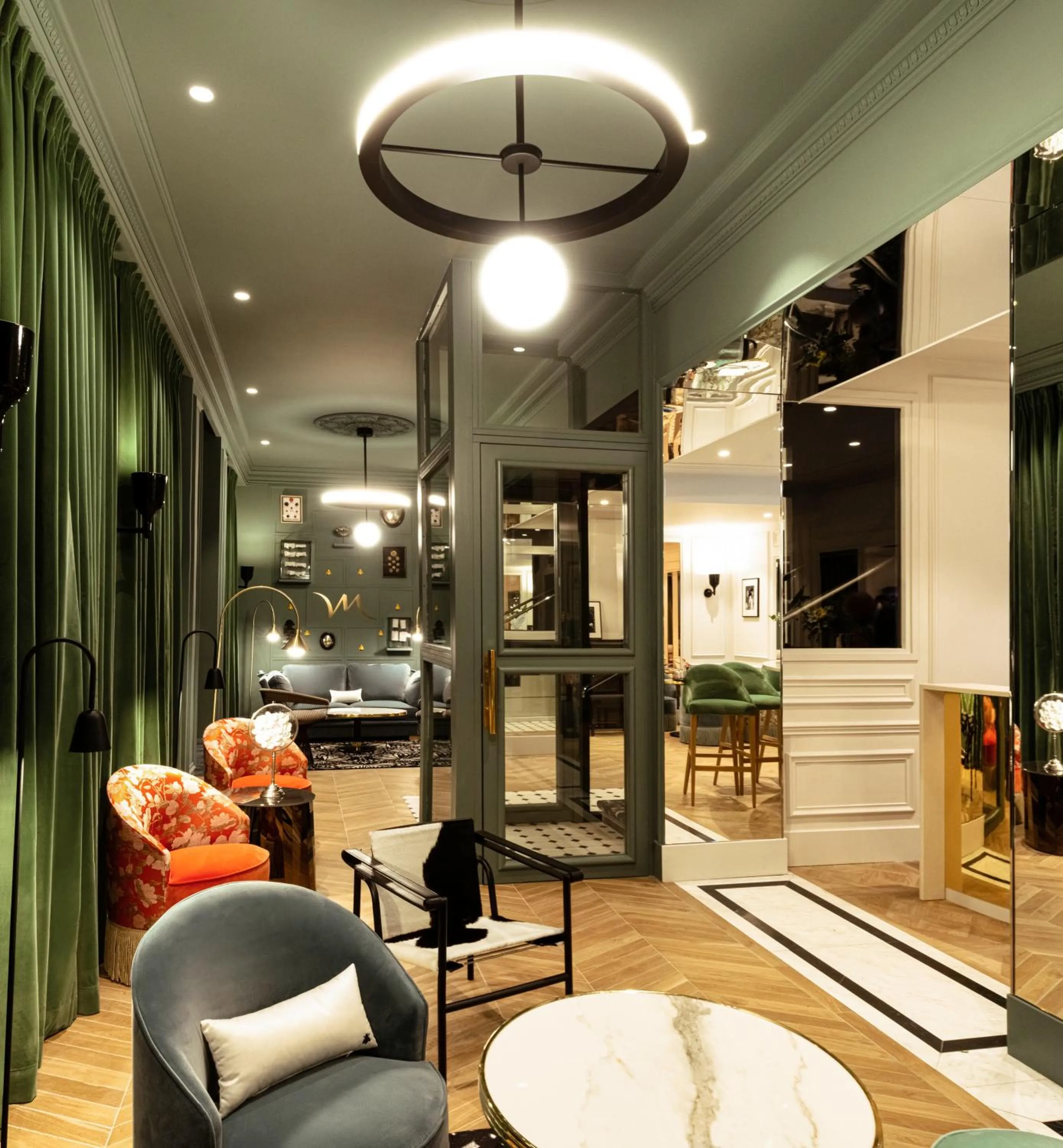 Lounge or bar in Mercure Paris Gare De Lyon Opera Bastille