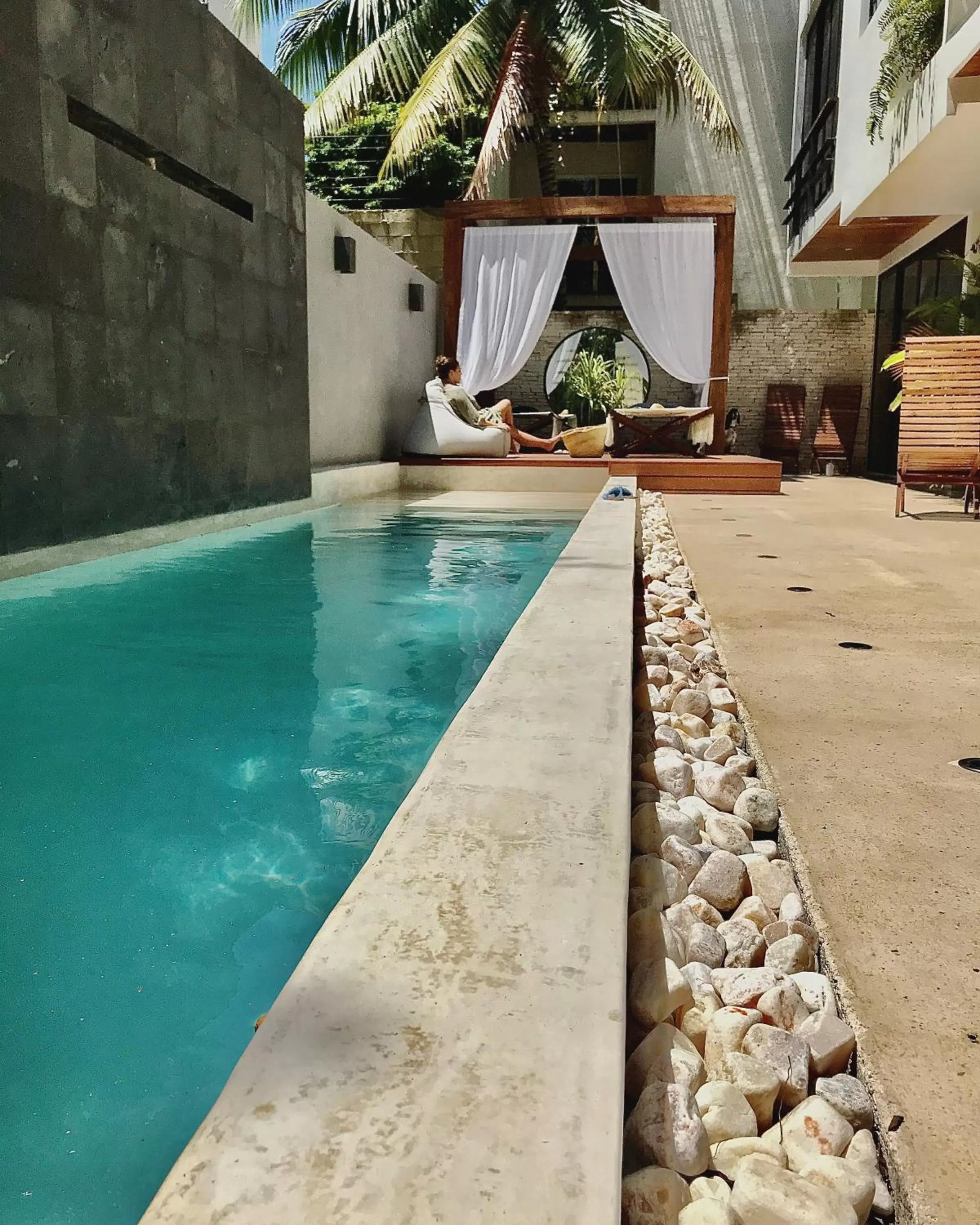 Swimming pool in BT Rooms Tulum