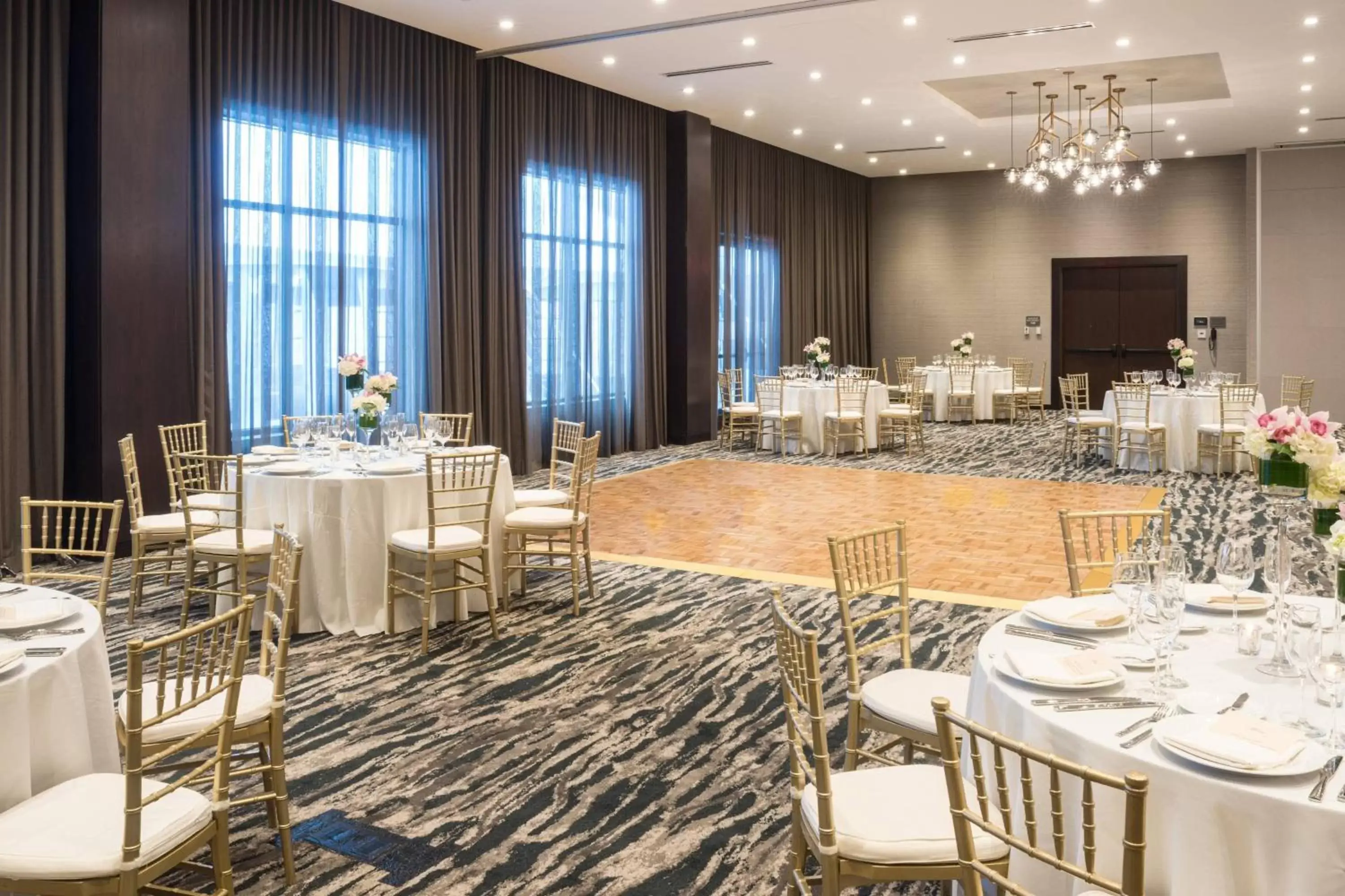 Meeting/conference room, Restaurant/Places to Eat in AC Hotel by Marriott Worcester