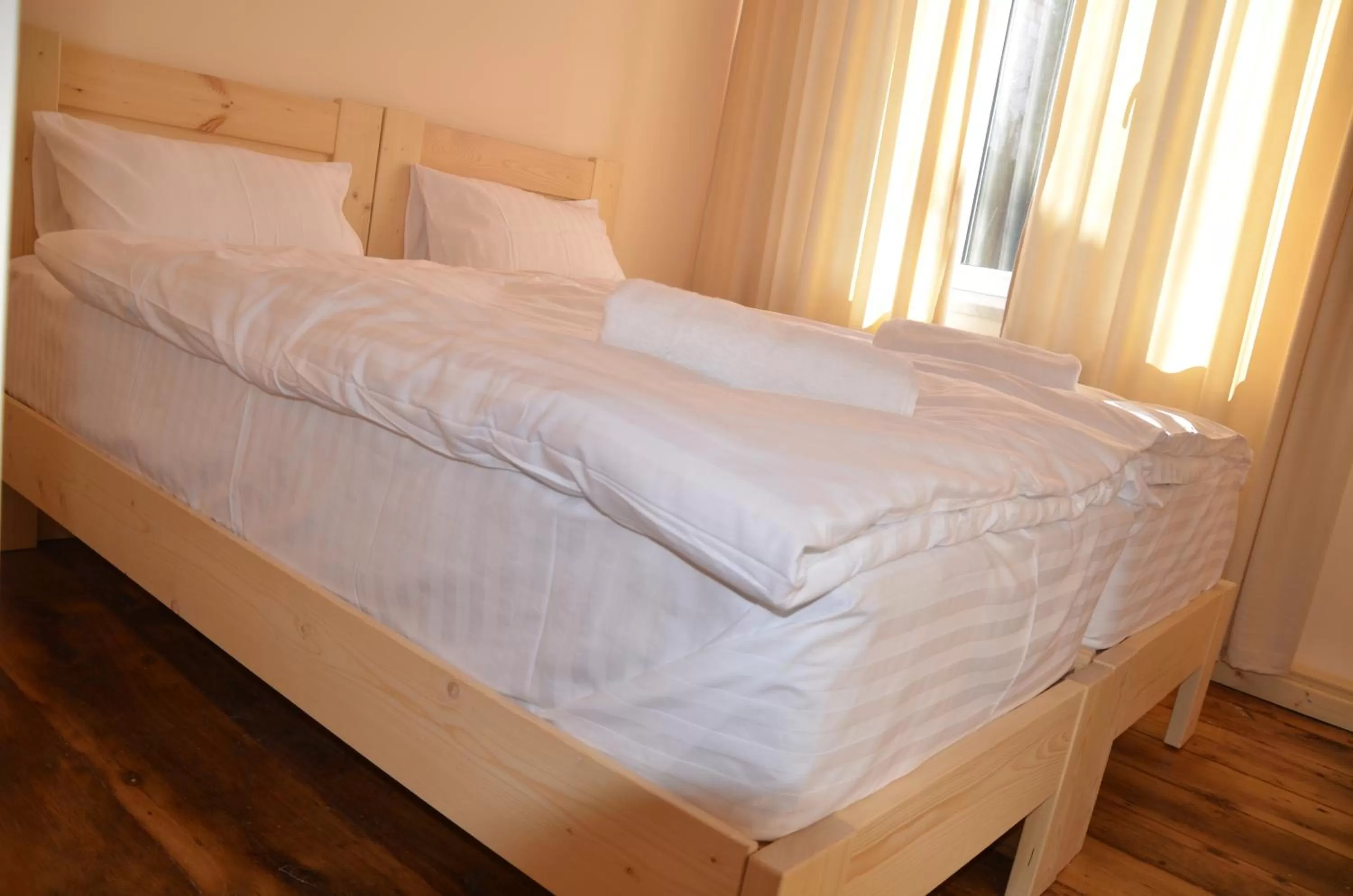 Bed in Petit Dilijan