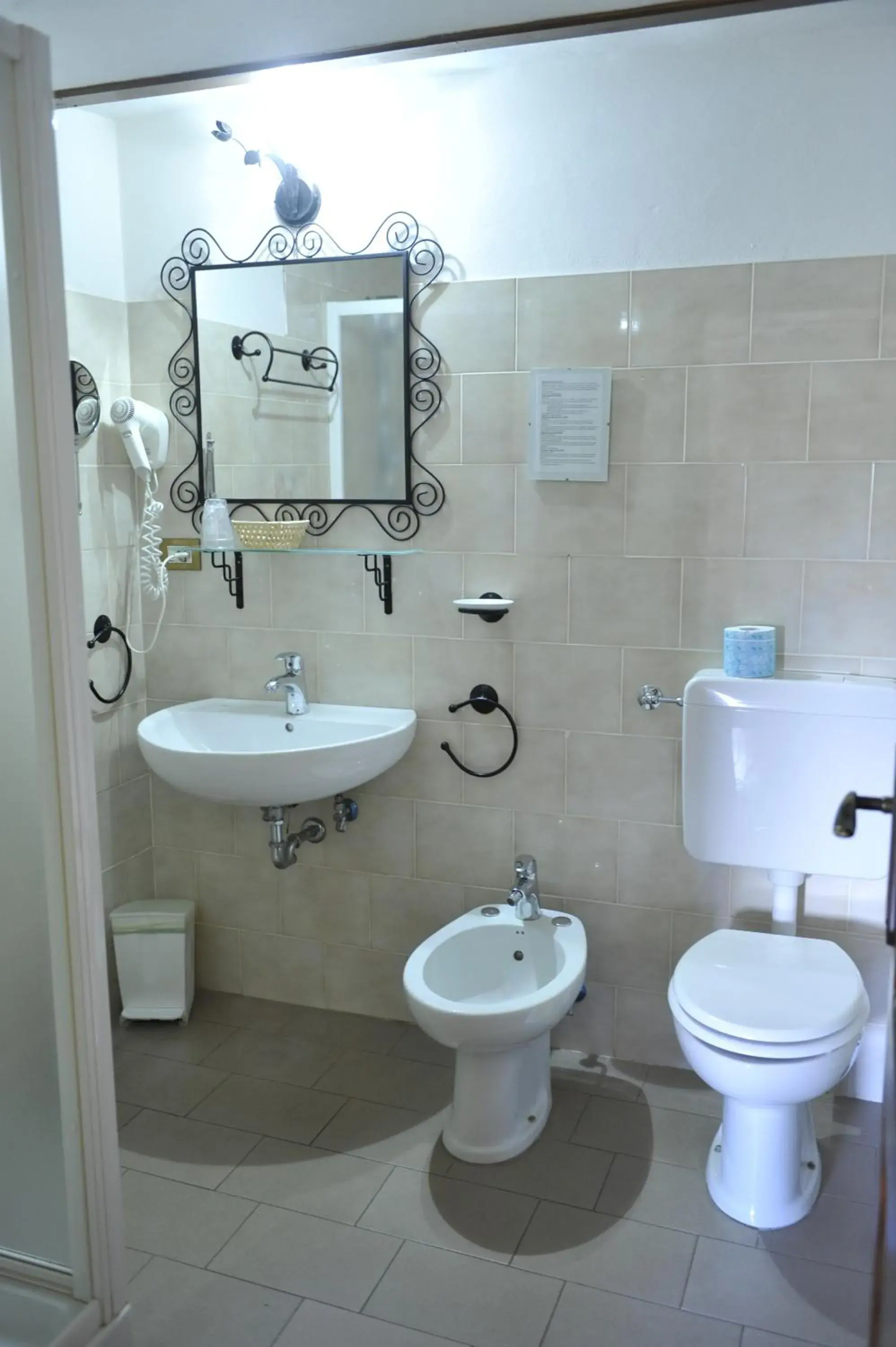 Shower, Bathroom in Villa Schiatti