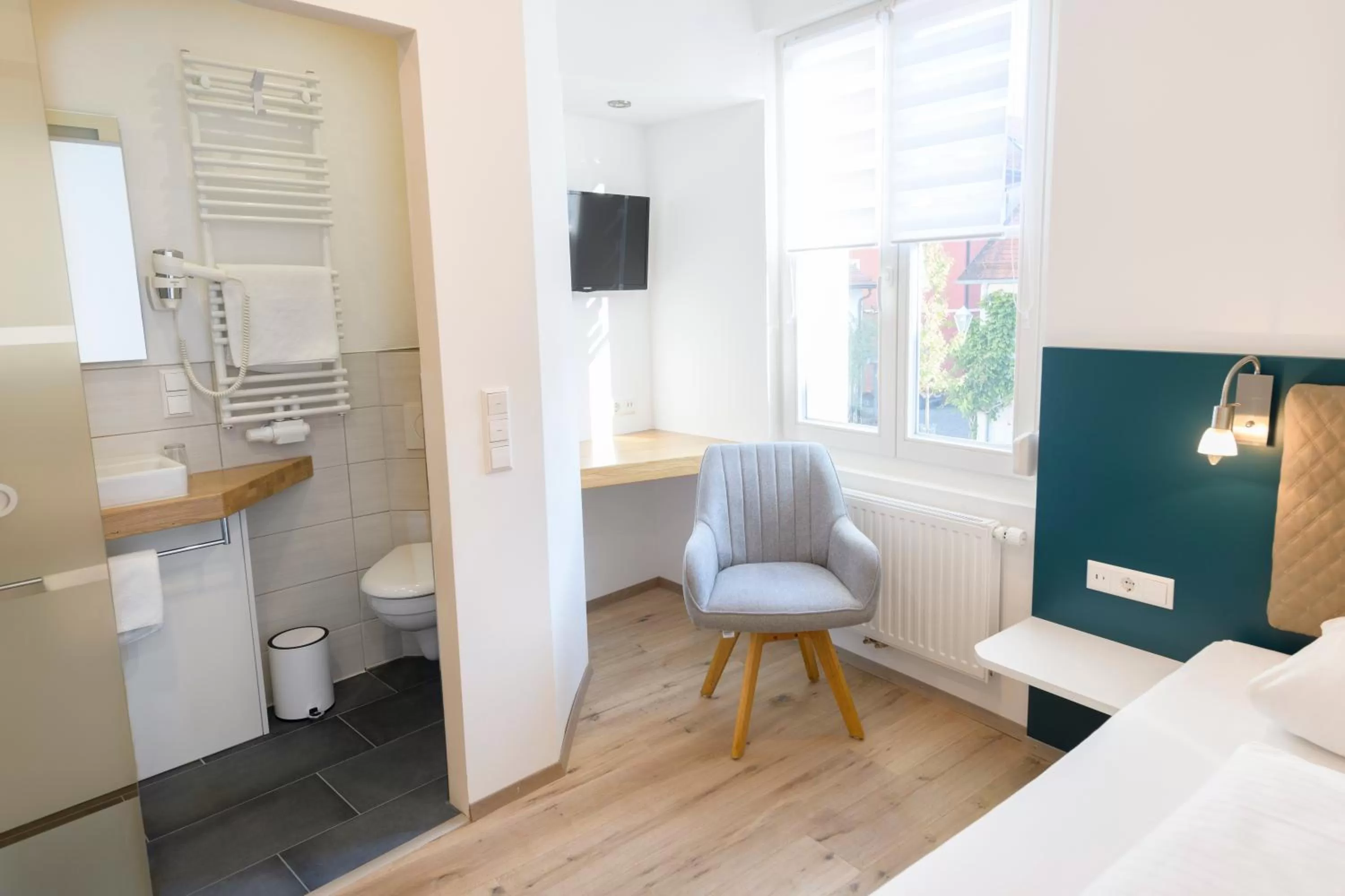 Photo of the whole room, Bed in Hotel Garni Viktoria