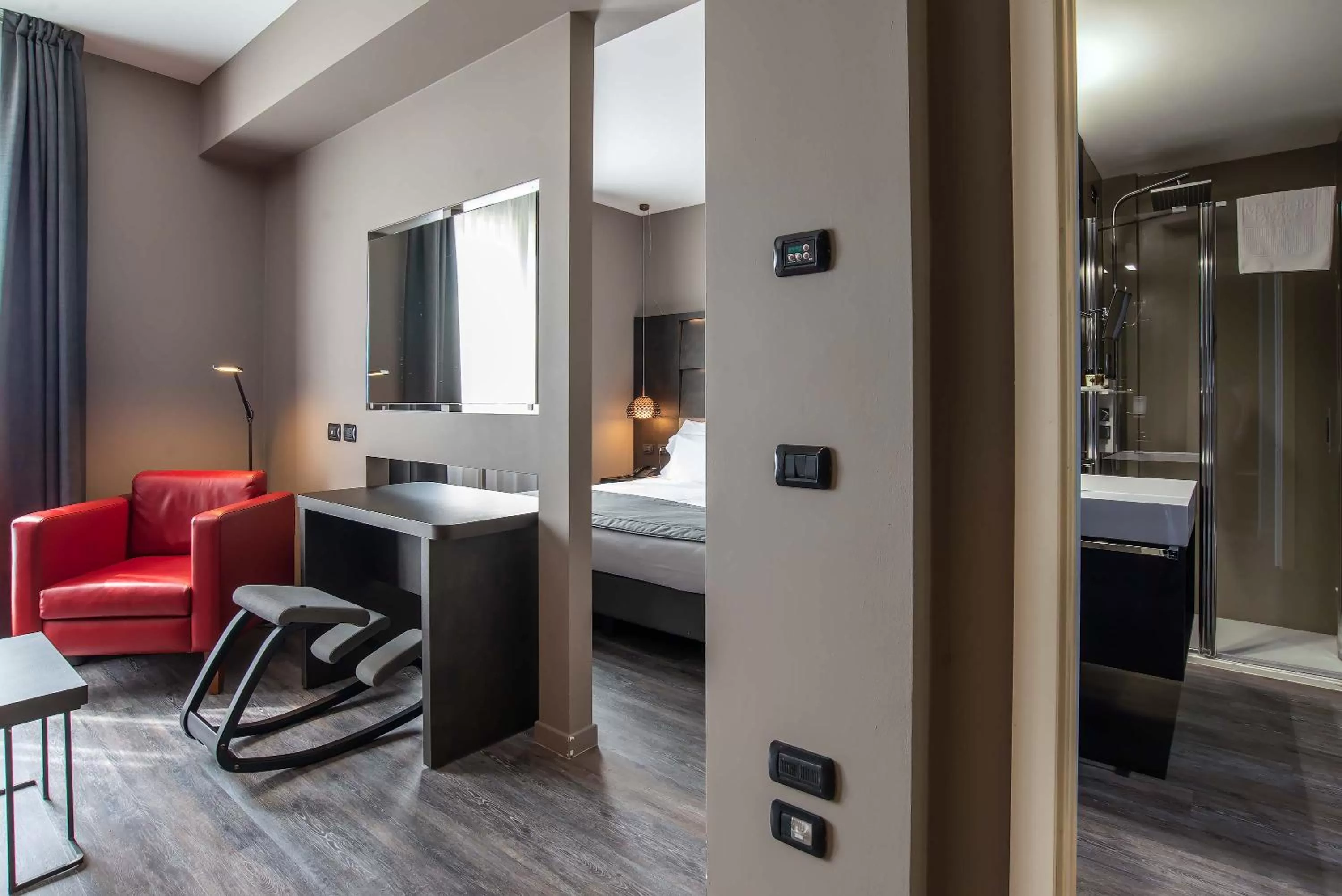 Bed in Maranello Palace