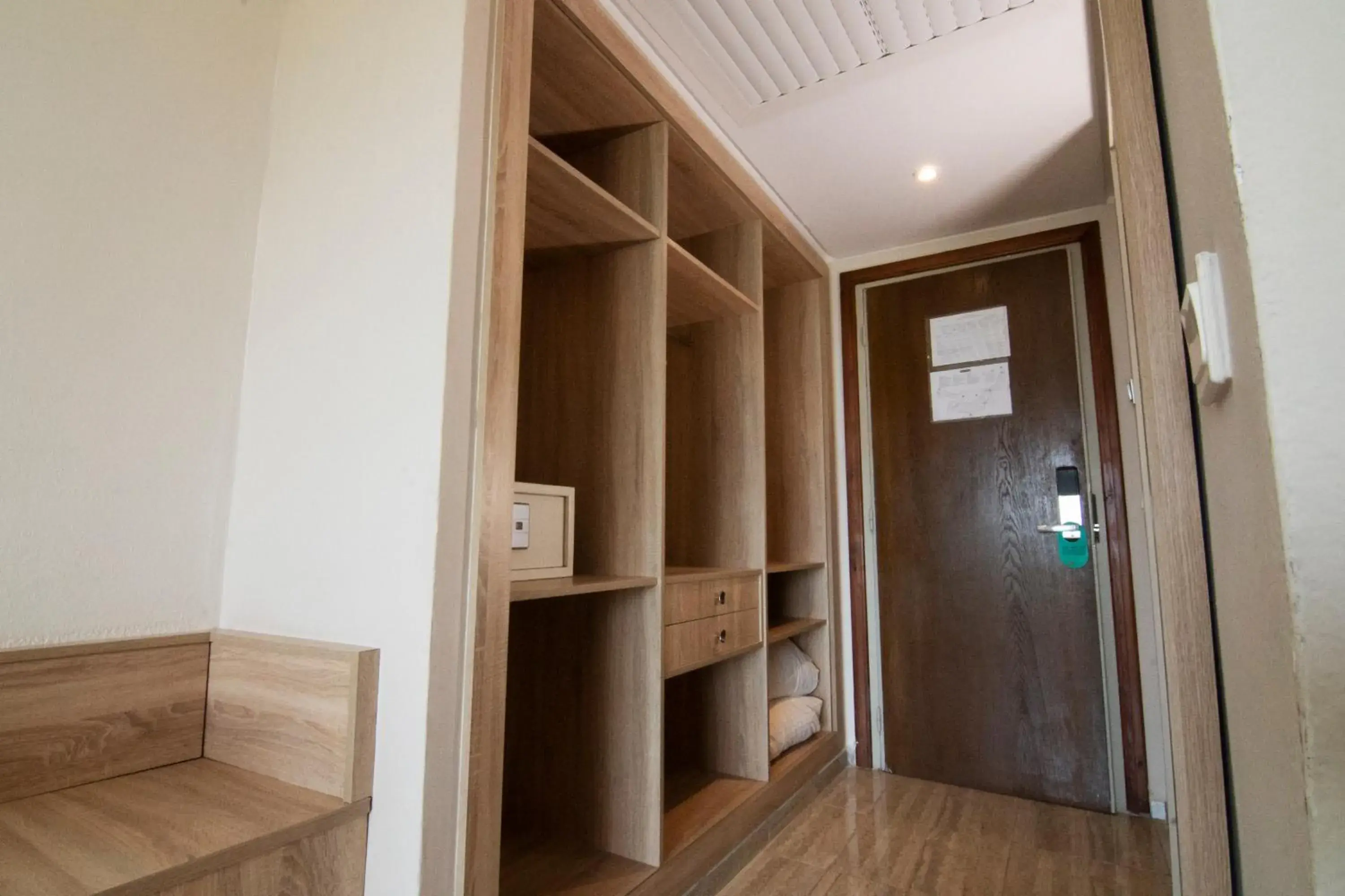 Bedroom, Kitchen/Kitchenette in Riadh Palms- Resort & Spa