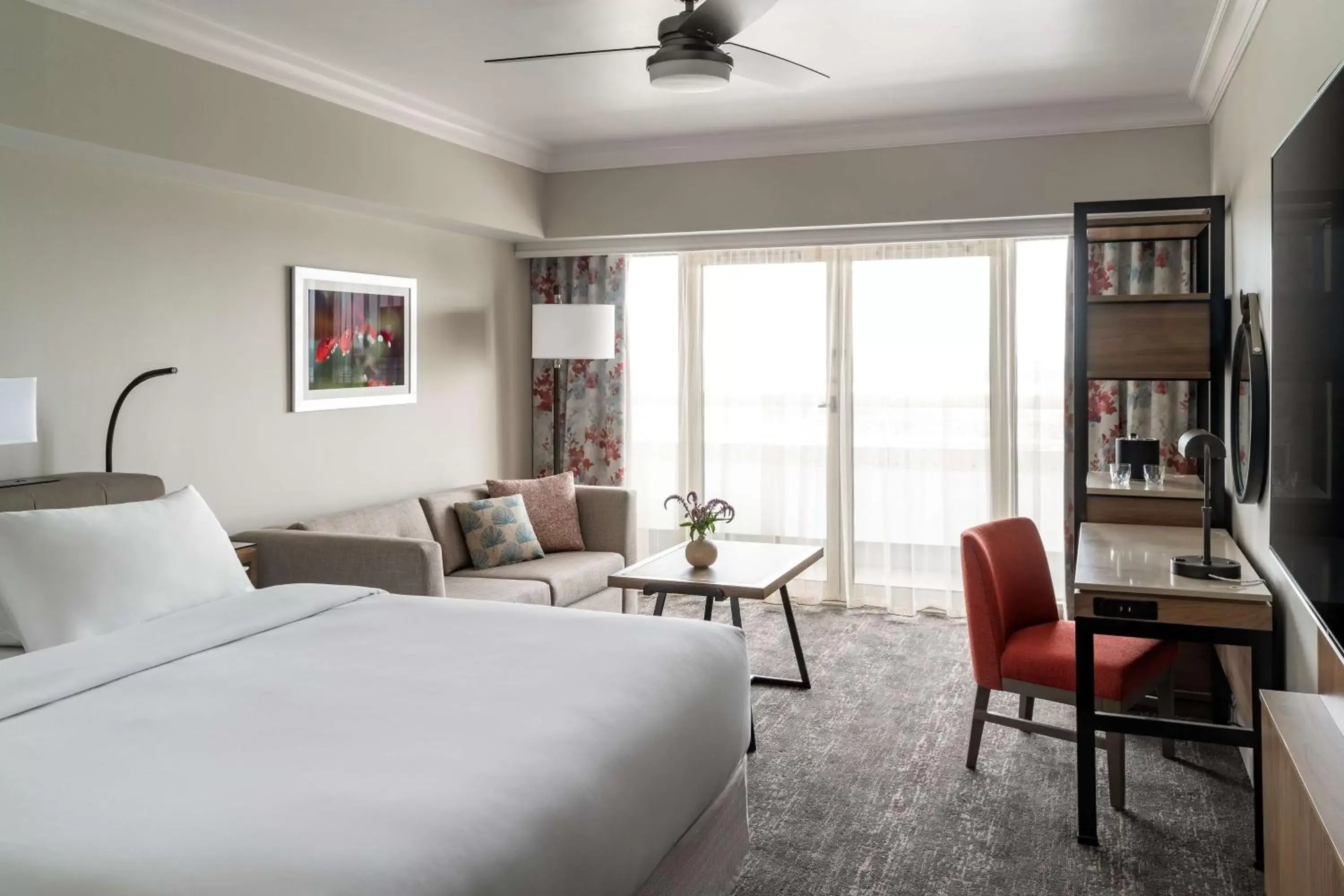 Bedroom in Hyatt Regency Orlando International Airport Hotel