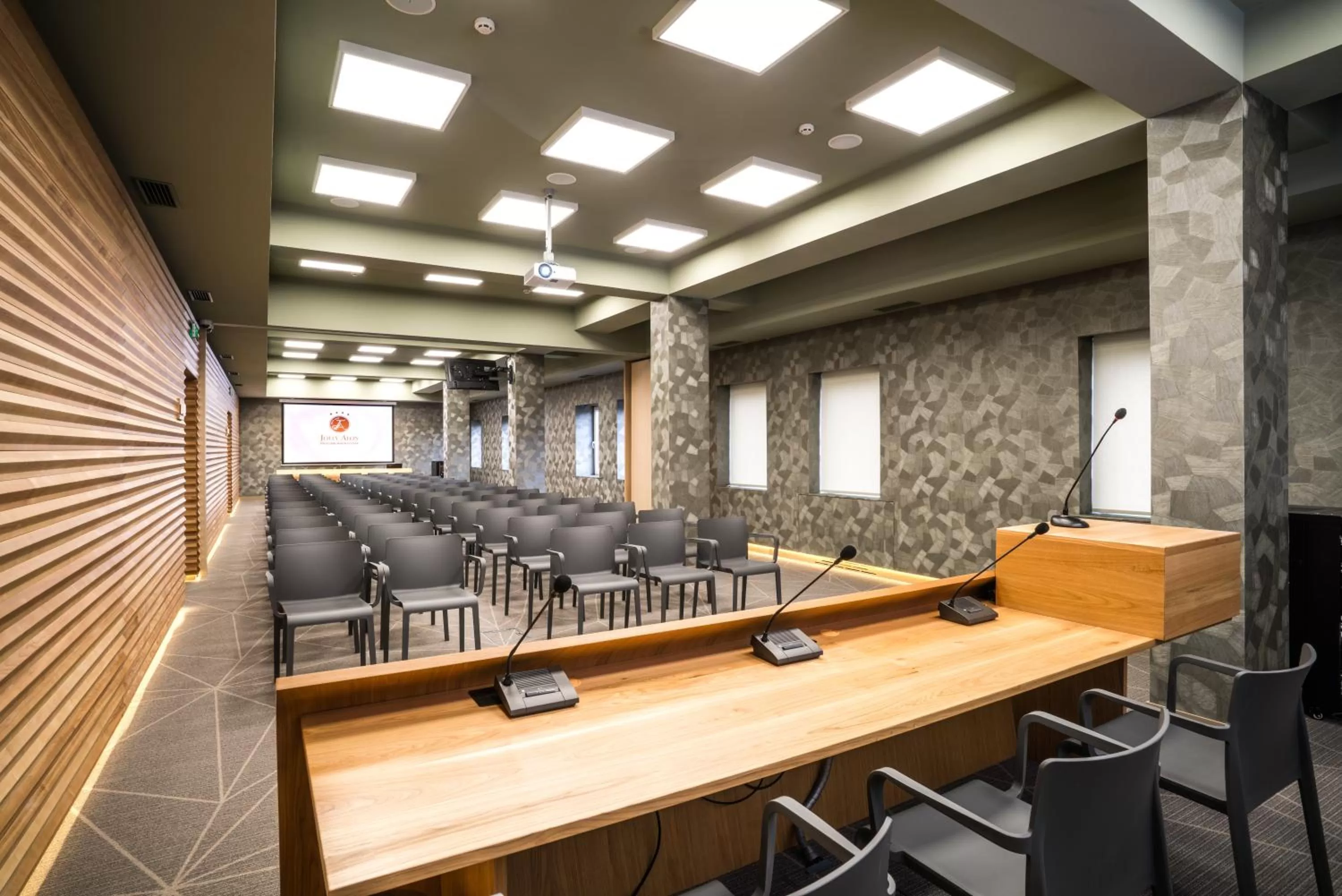 Meeting/conference room in Jolly Alon Hotel & Business Center