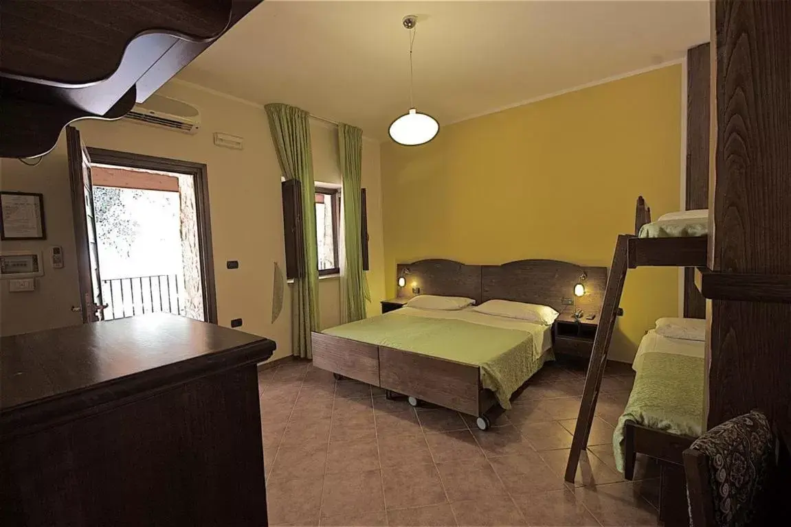 Bed in Hotel Masseria Le Pajare