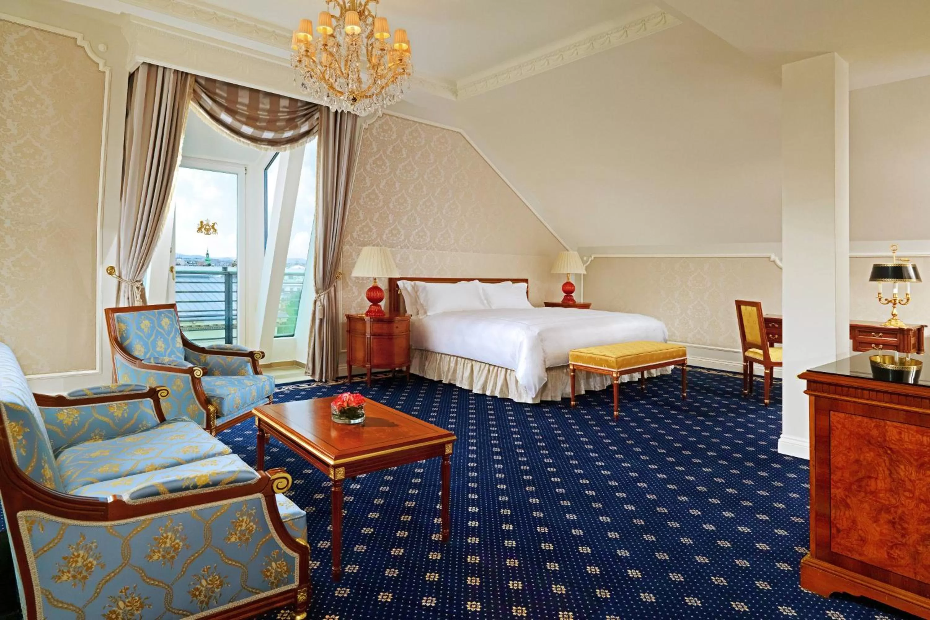 Photo of the whole room, Bed in Hotel Imperial, a Luxury Collection Hotel, Vienna