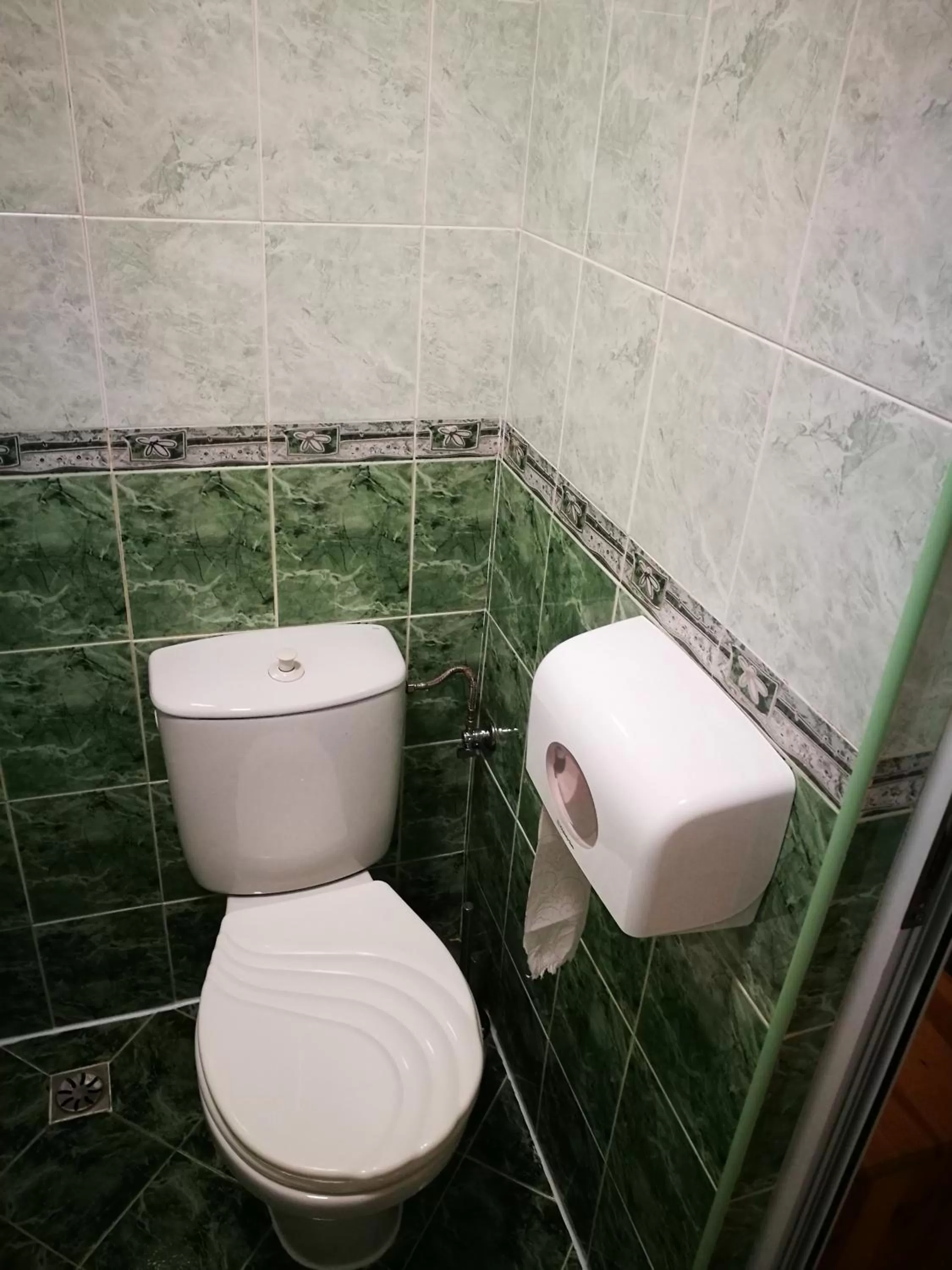 Bathroom in Hotel Paradise