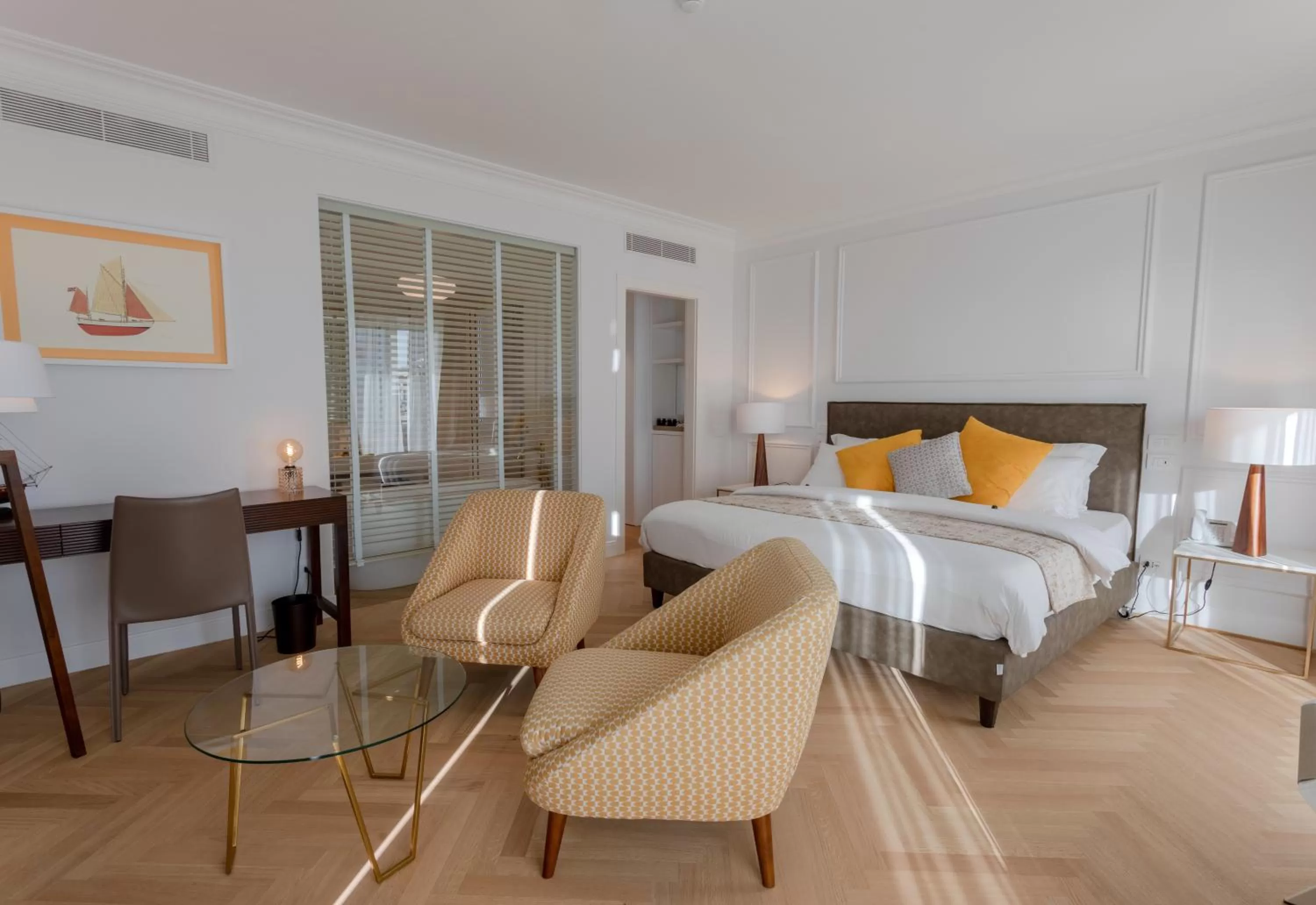 Photo of the whole room, Bed in Porto Romano - The Marina Resort