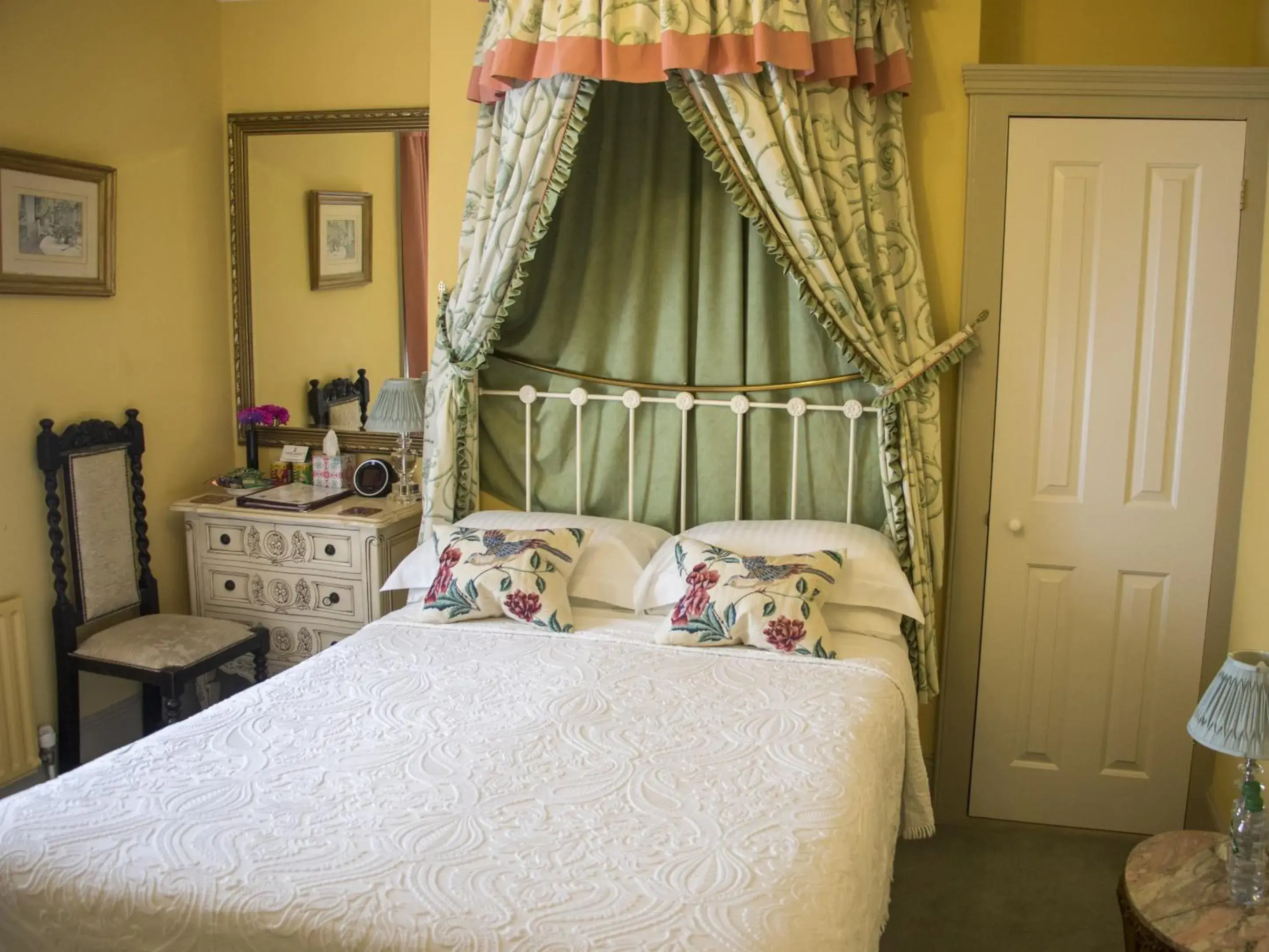 Standard Double Room - single occupancy in Albert & Victoria Guest House