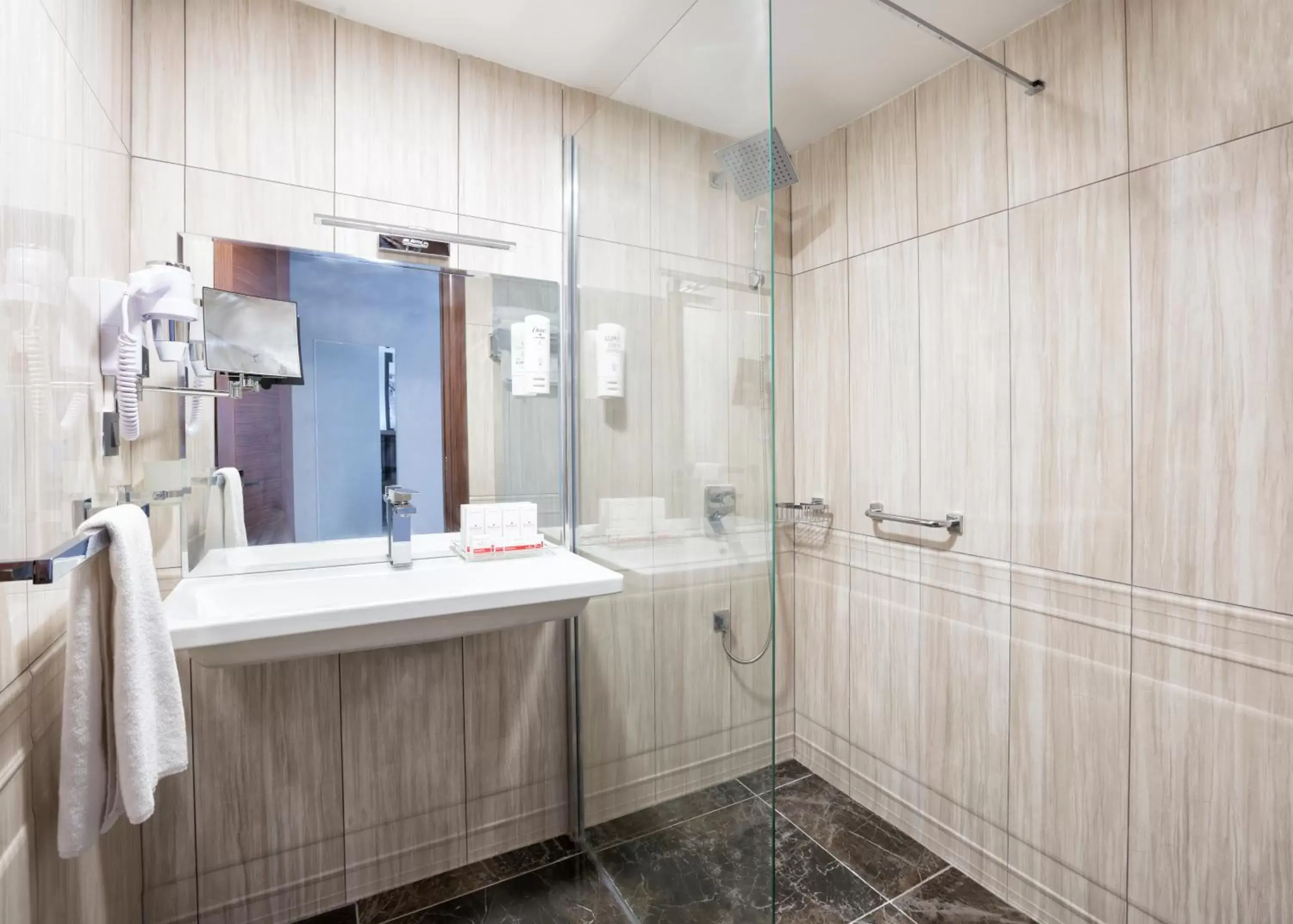 Bathroom in Ramada Hotel by Wyndham Edirne