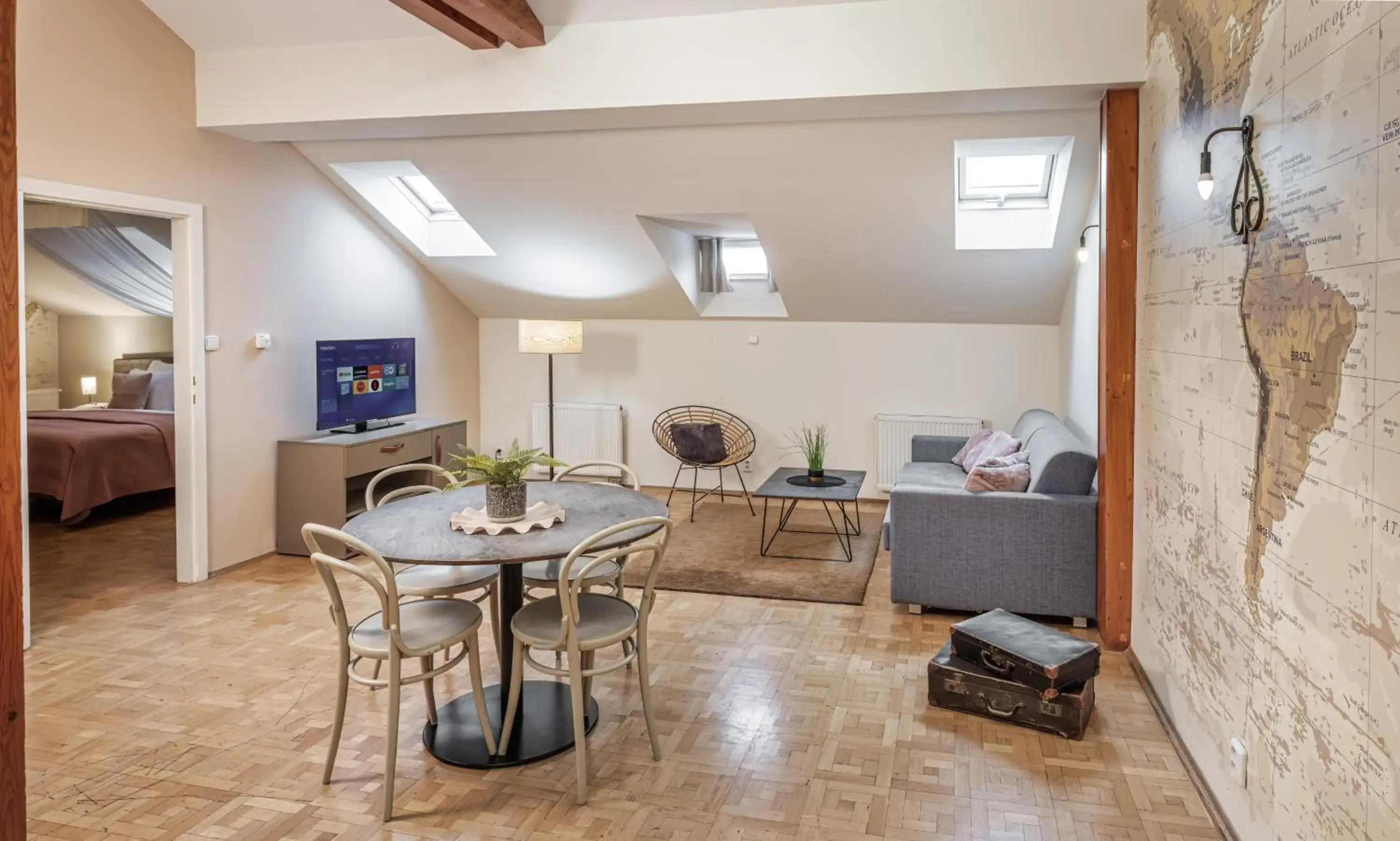 Living room, Dining Area in Six Continents