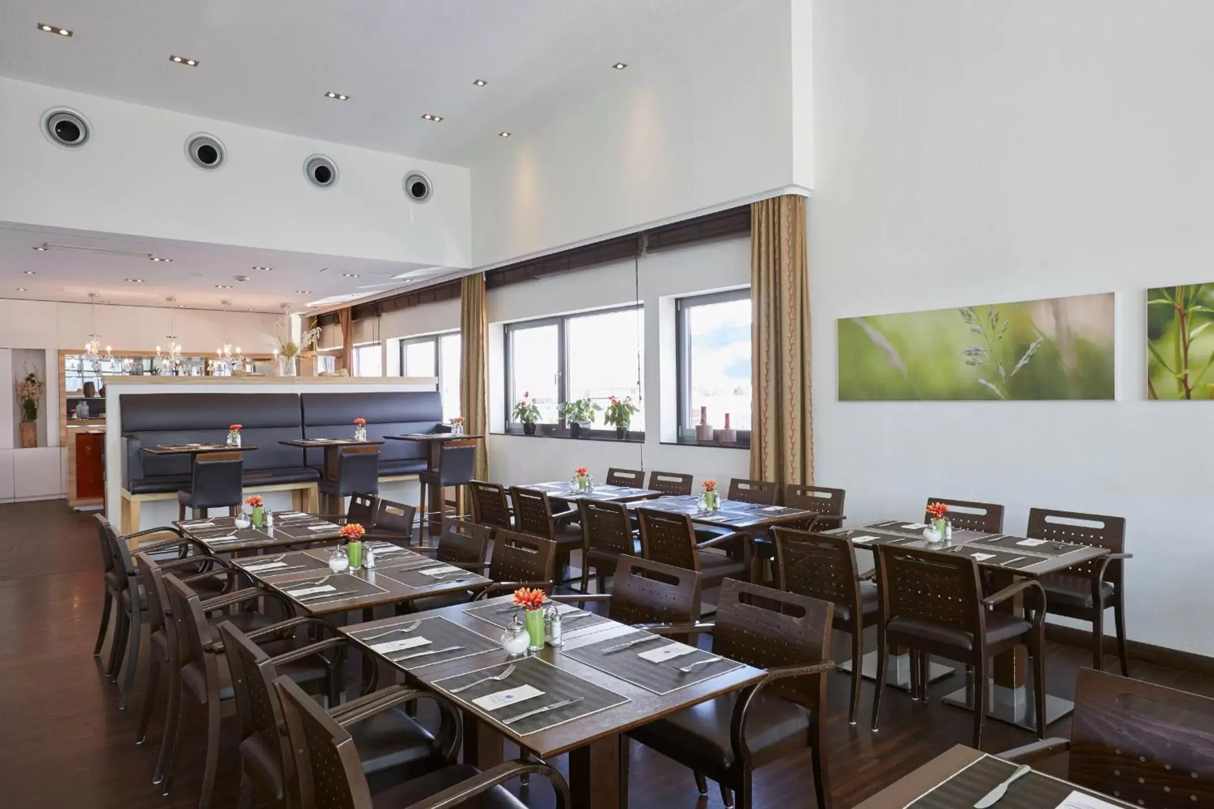 Restaurant/places to eat in H+ Hotel Salzburg Restaurant/places to eat in H+ Hotel Salzburg