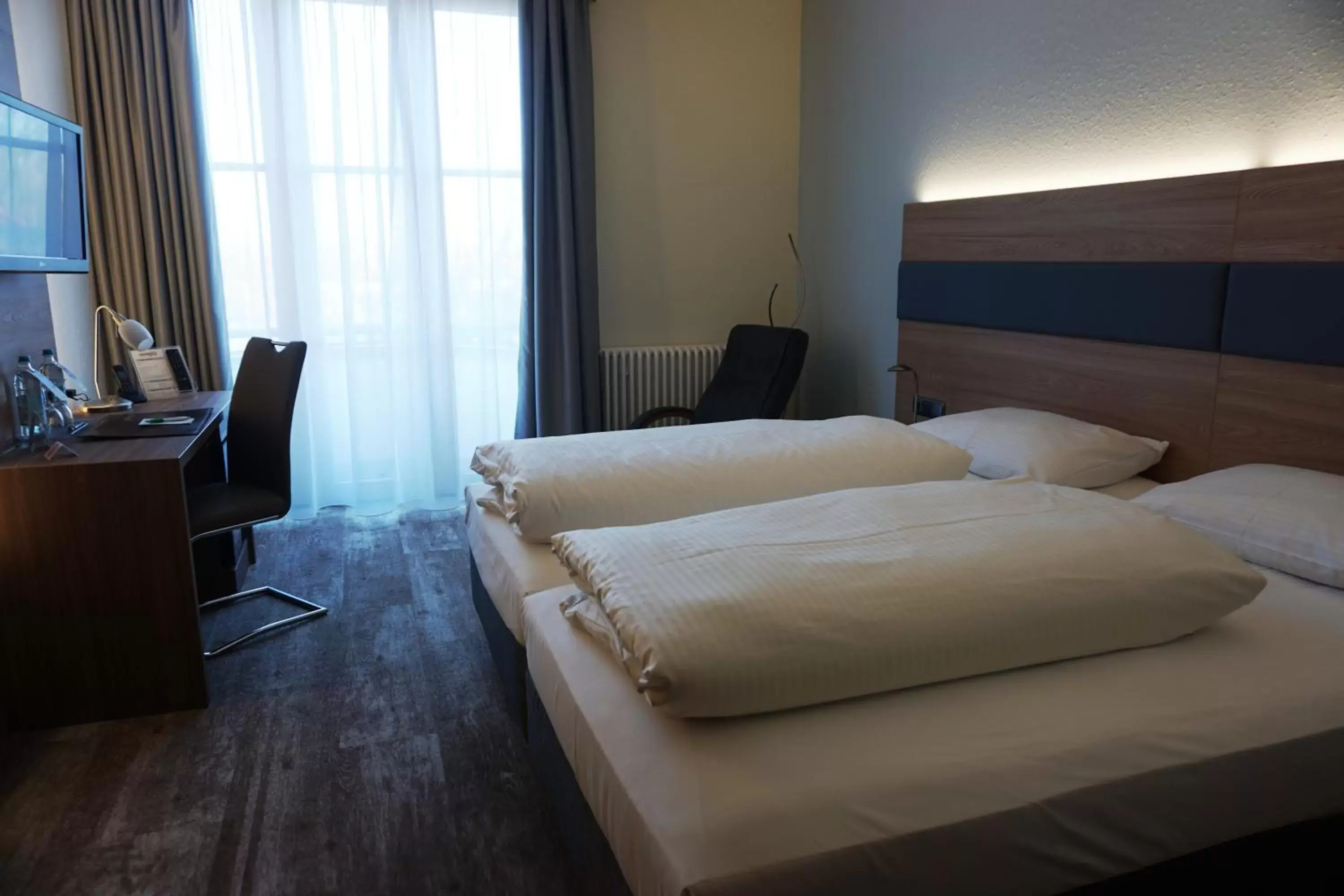 Photo of the whole room, Bed in Hotel Kastanienhof