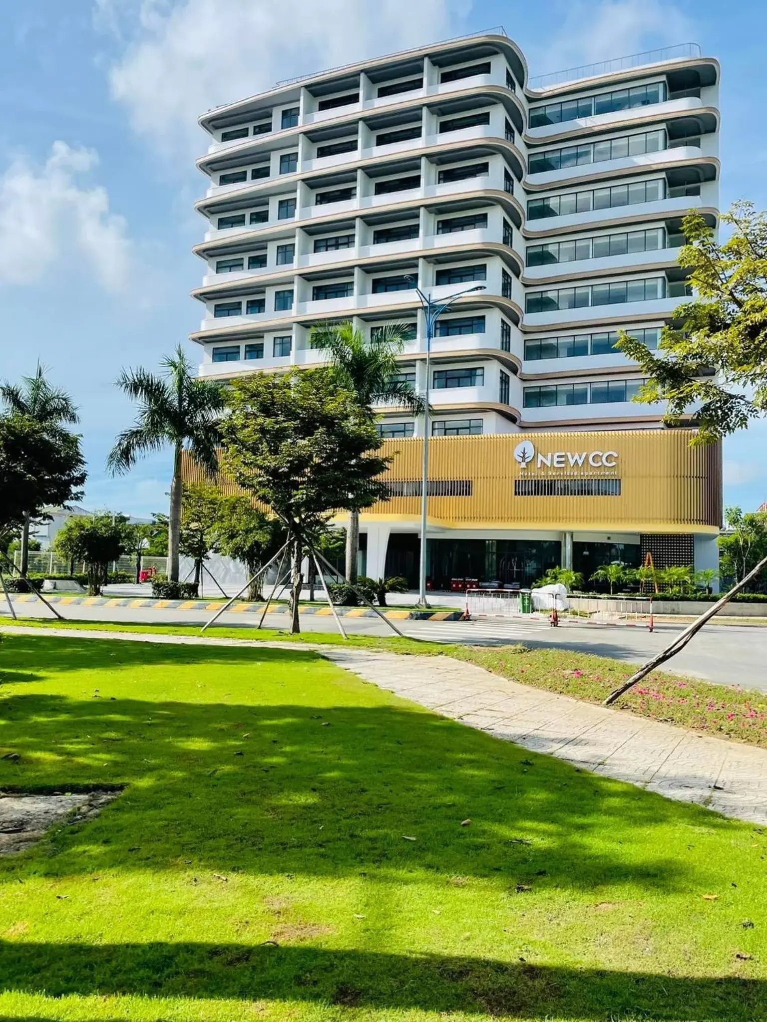 Property building in NEWCC HOTEL AND SERVICED APARTMENT Property building in NEWCC HOTEL AND SERVICED APARTMENT