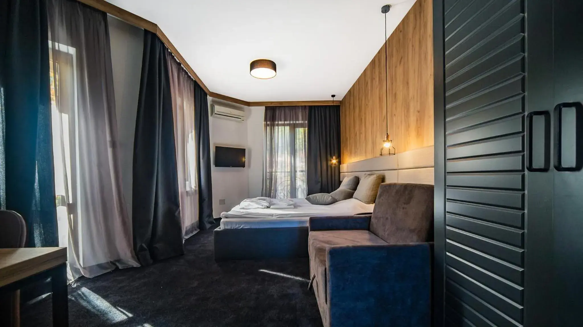 Bed in 6aTo Hotel & Spa