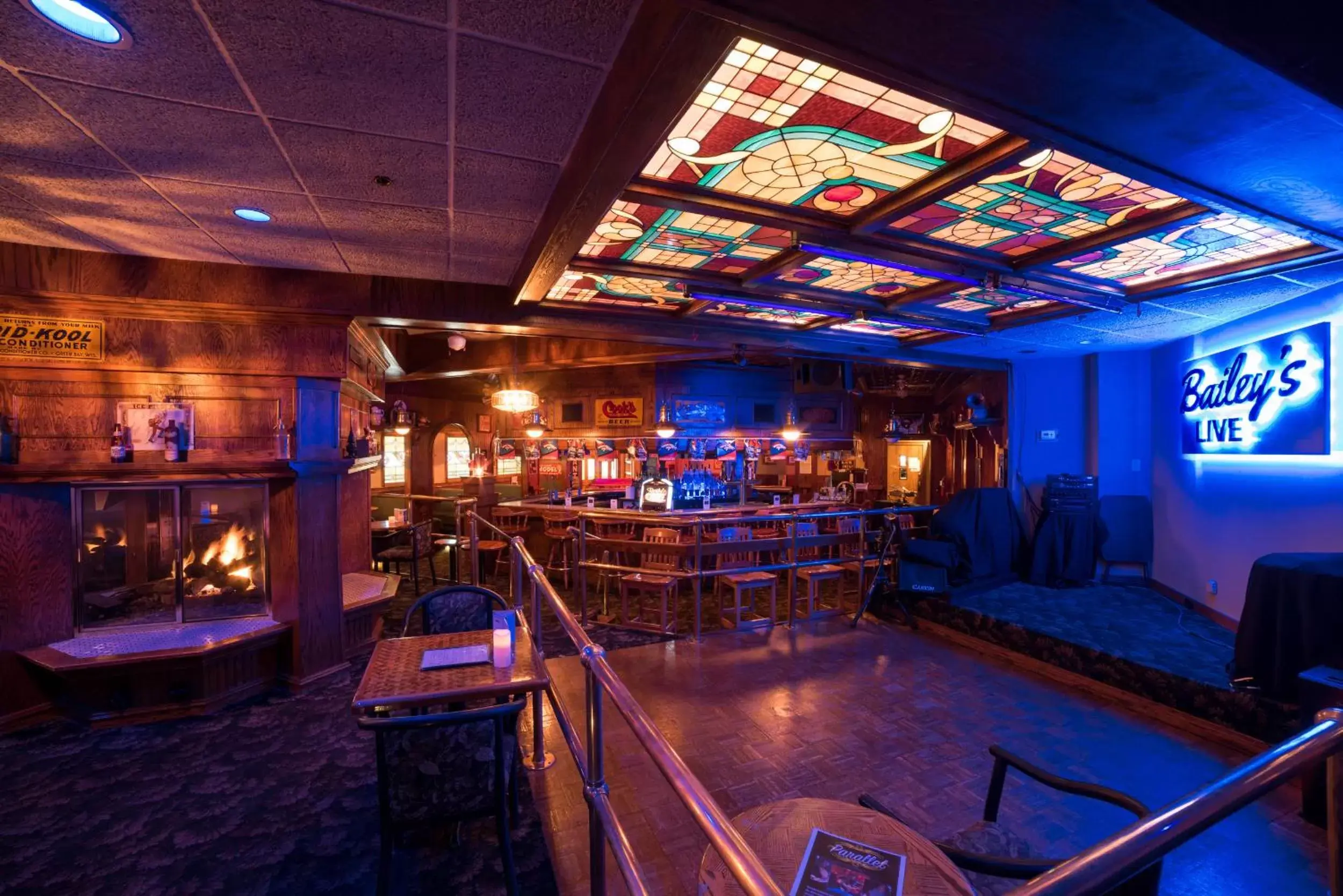 Lounge or bar in Grand Vista Hotel Grand Junction Lounge or bar in Grand Vista Hotel Grand Junction