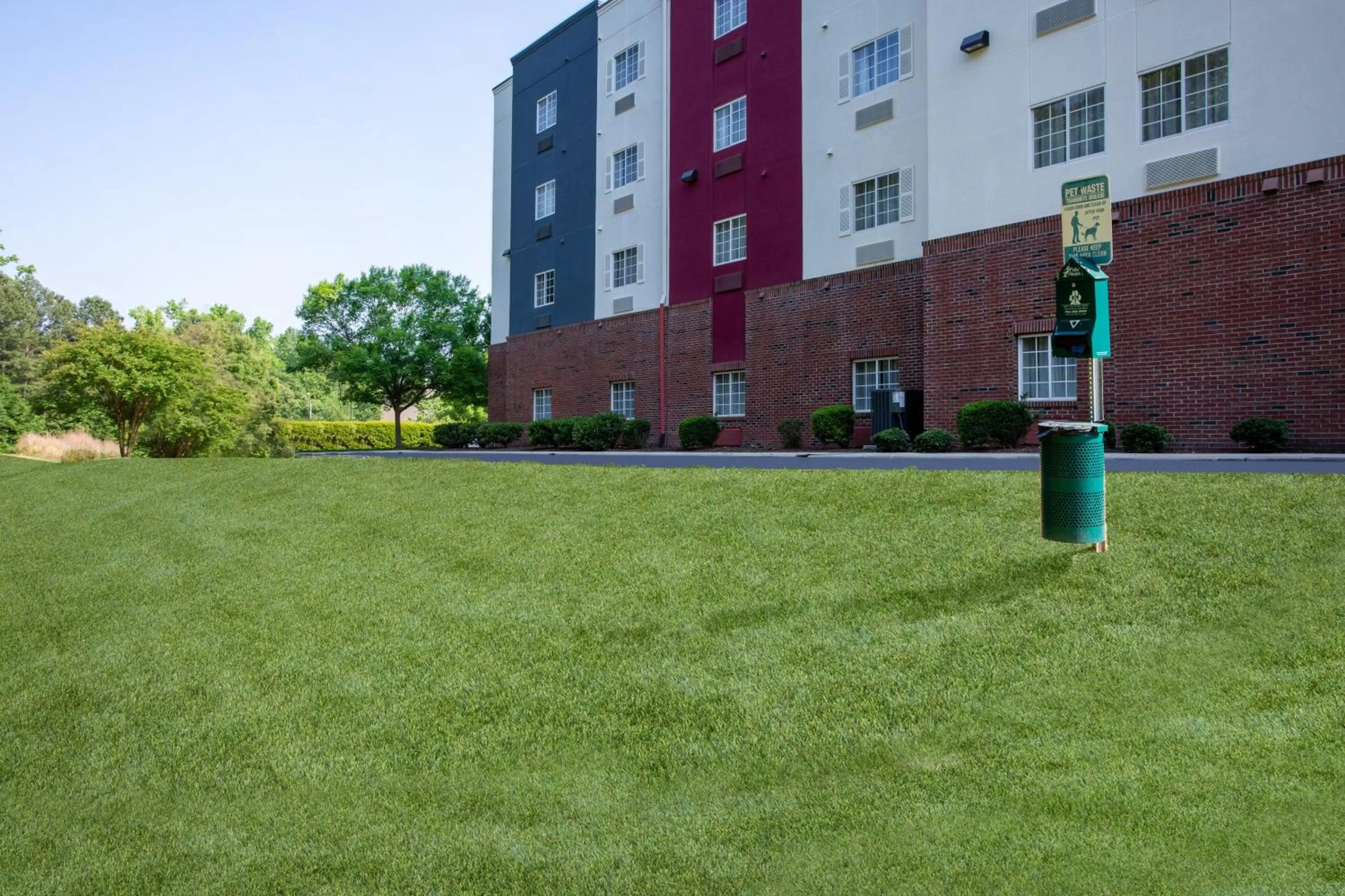 Property building in Candlewood Suites Apex Raleigh Area by IHG