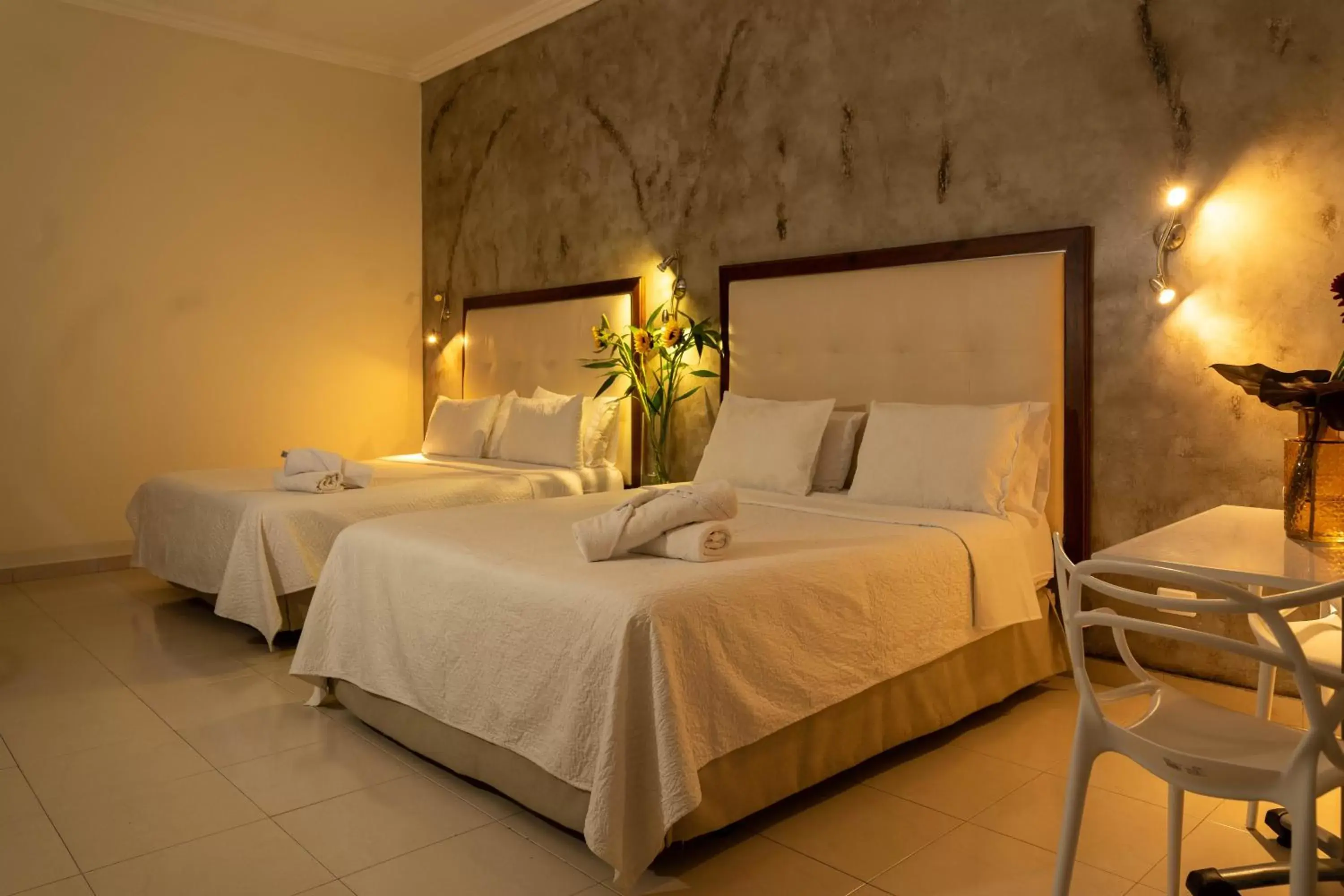 Bedroom, Bed in Hotel Virrey Cartagena