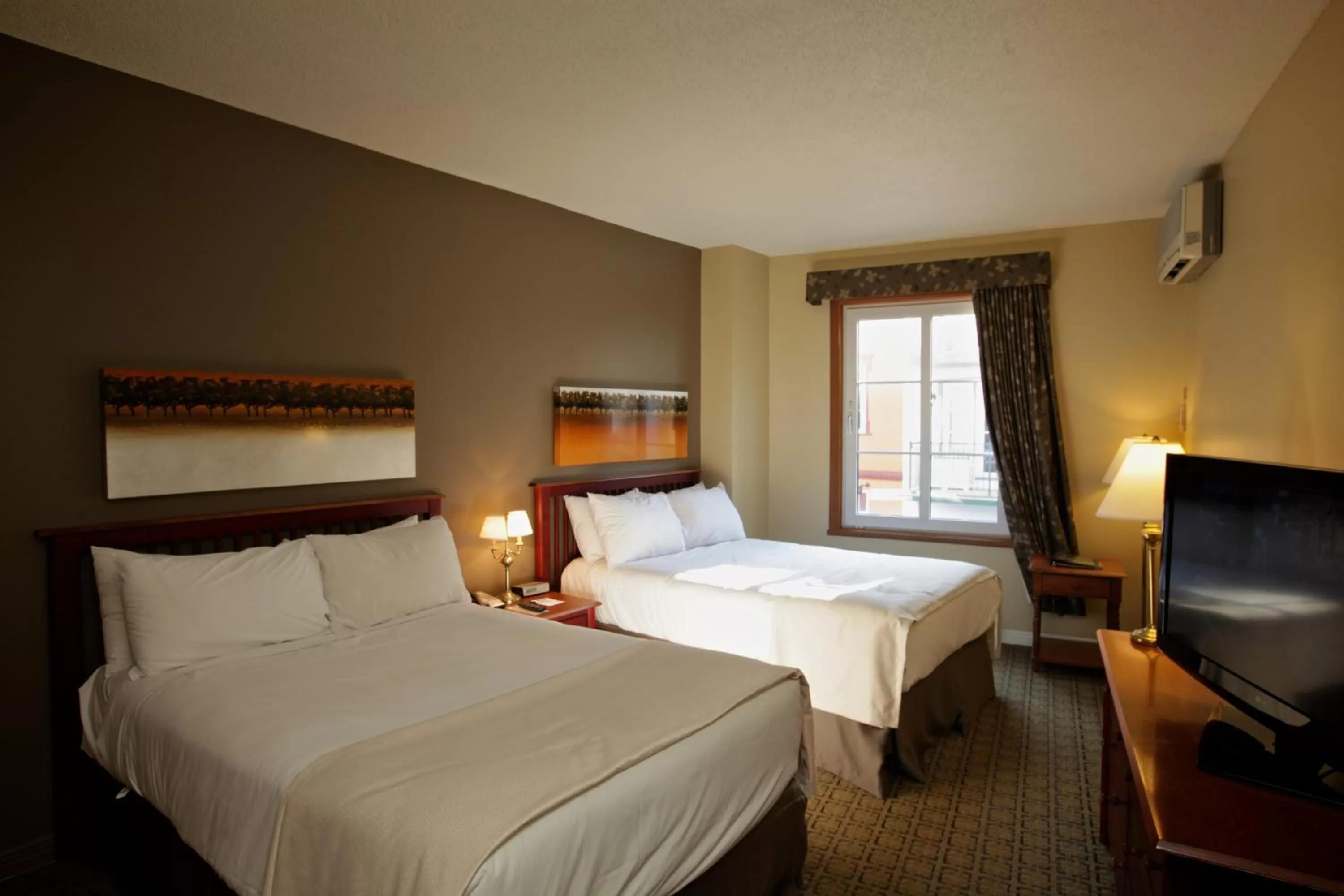 Bed in Place Saint Bernard Mont Tremblant