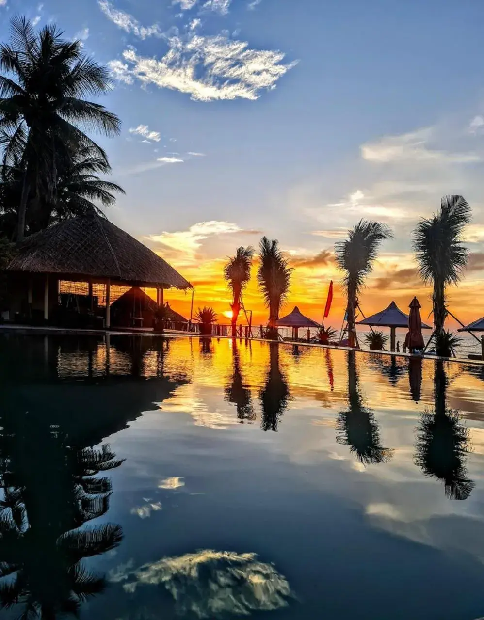 Swimming Pool in Unique Mui Ne Resort and Spa