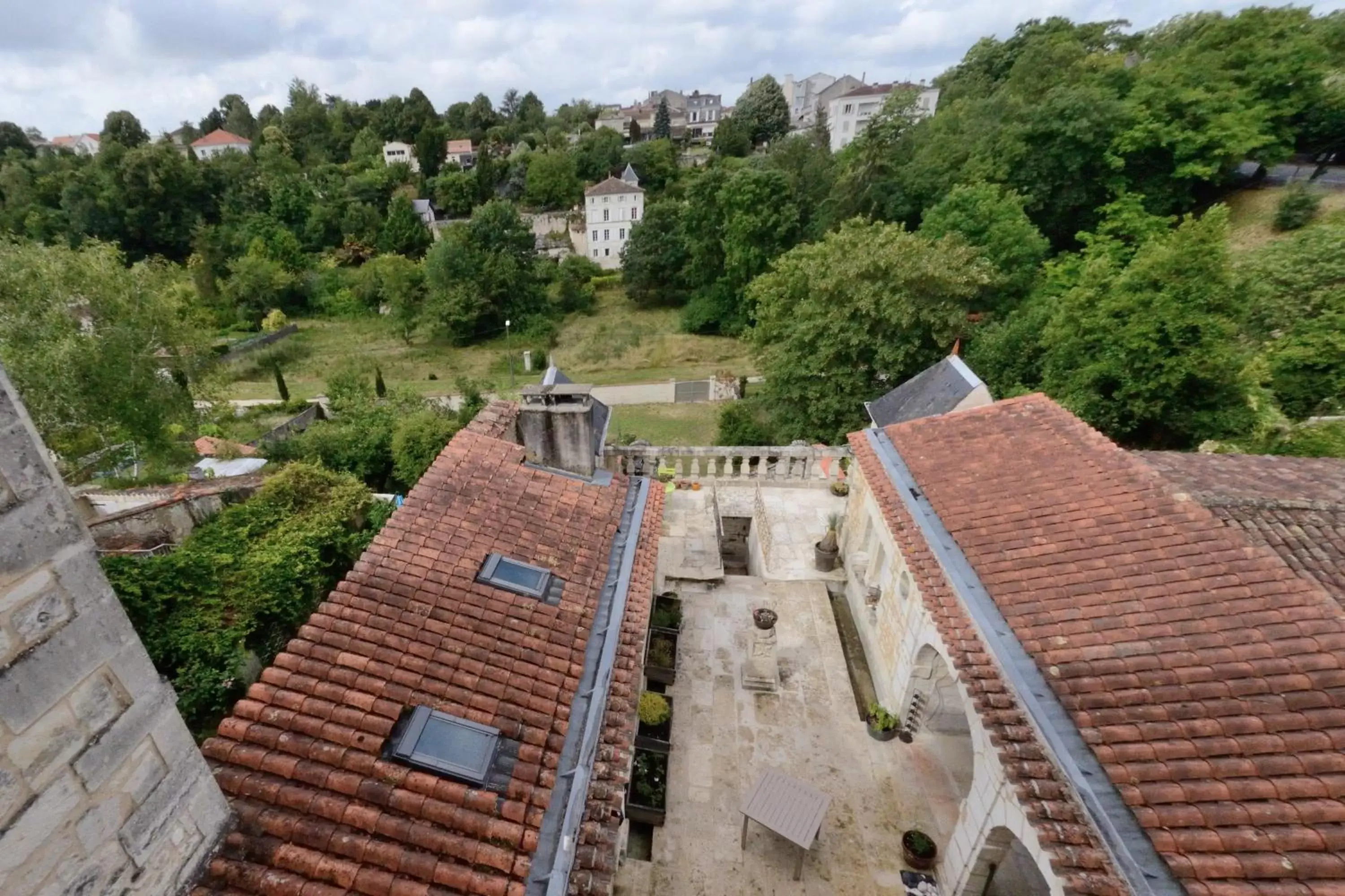 Hiking, Bird's-eye View in La Belle Etoile