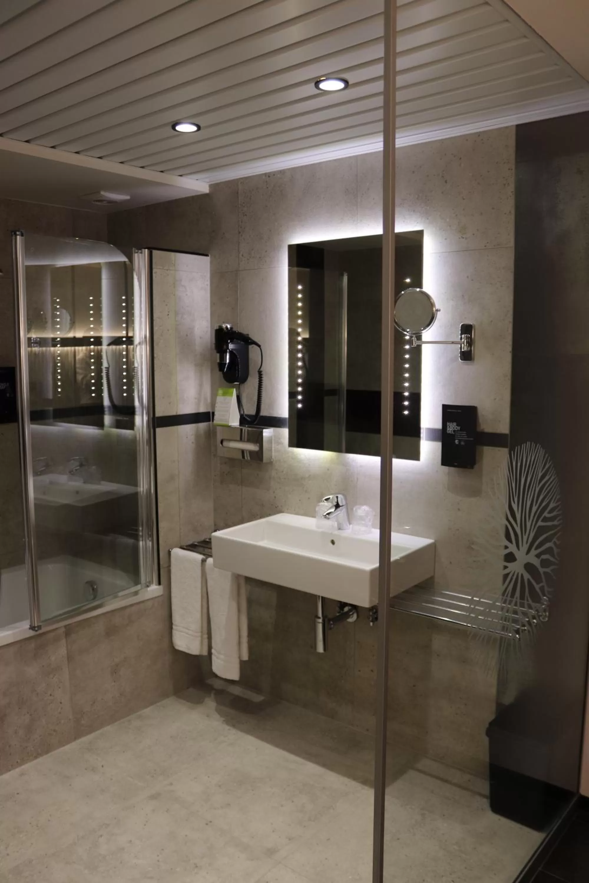 Bathroom in Hotel Floris Arlequin Grand-Place