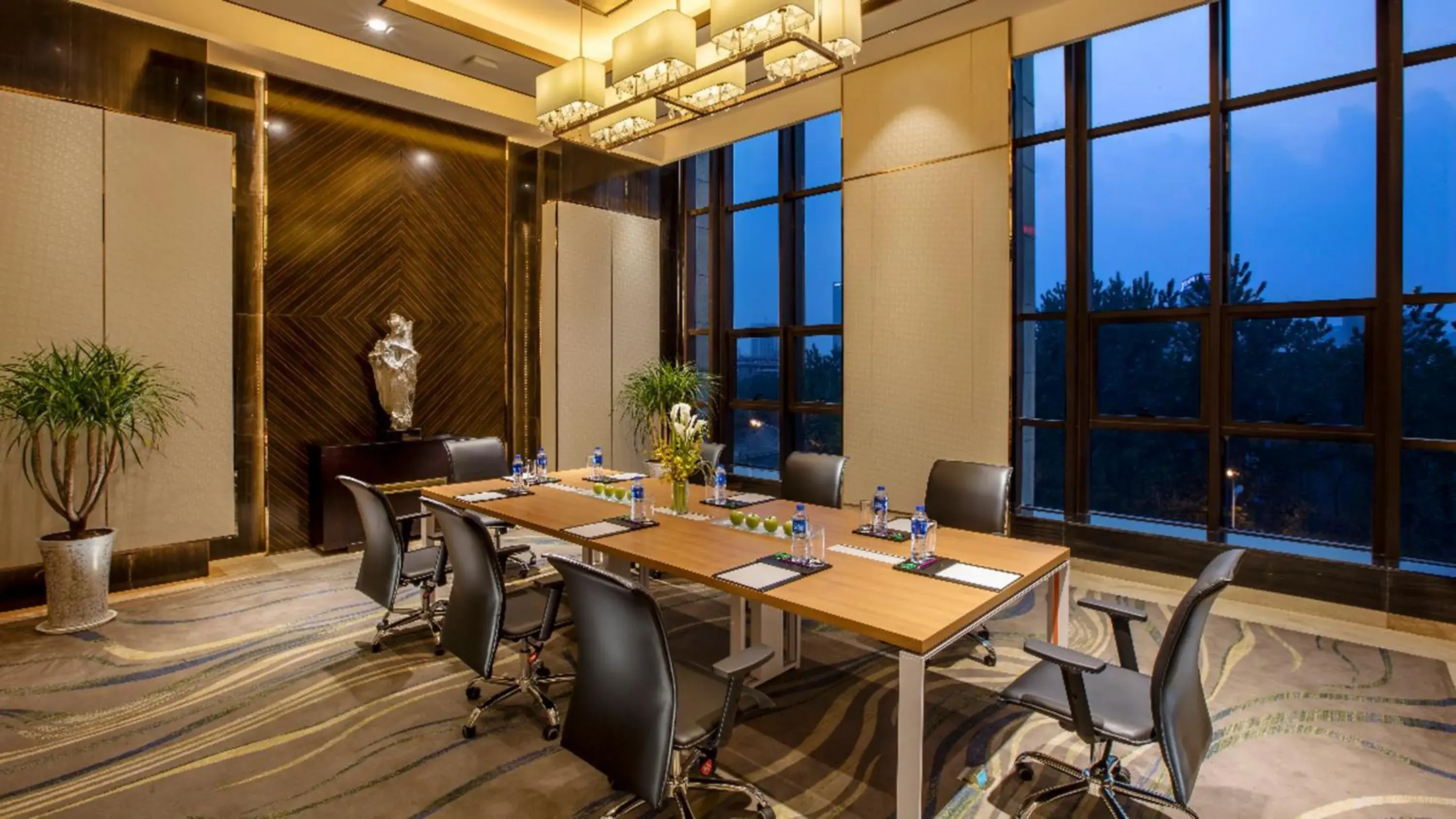 Meeting/conference room in Crowne Plaza Hefei Rongqiao, an IHG Hotel