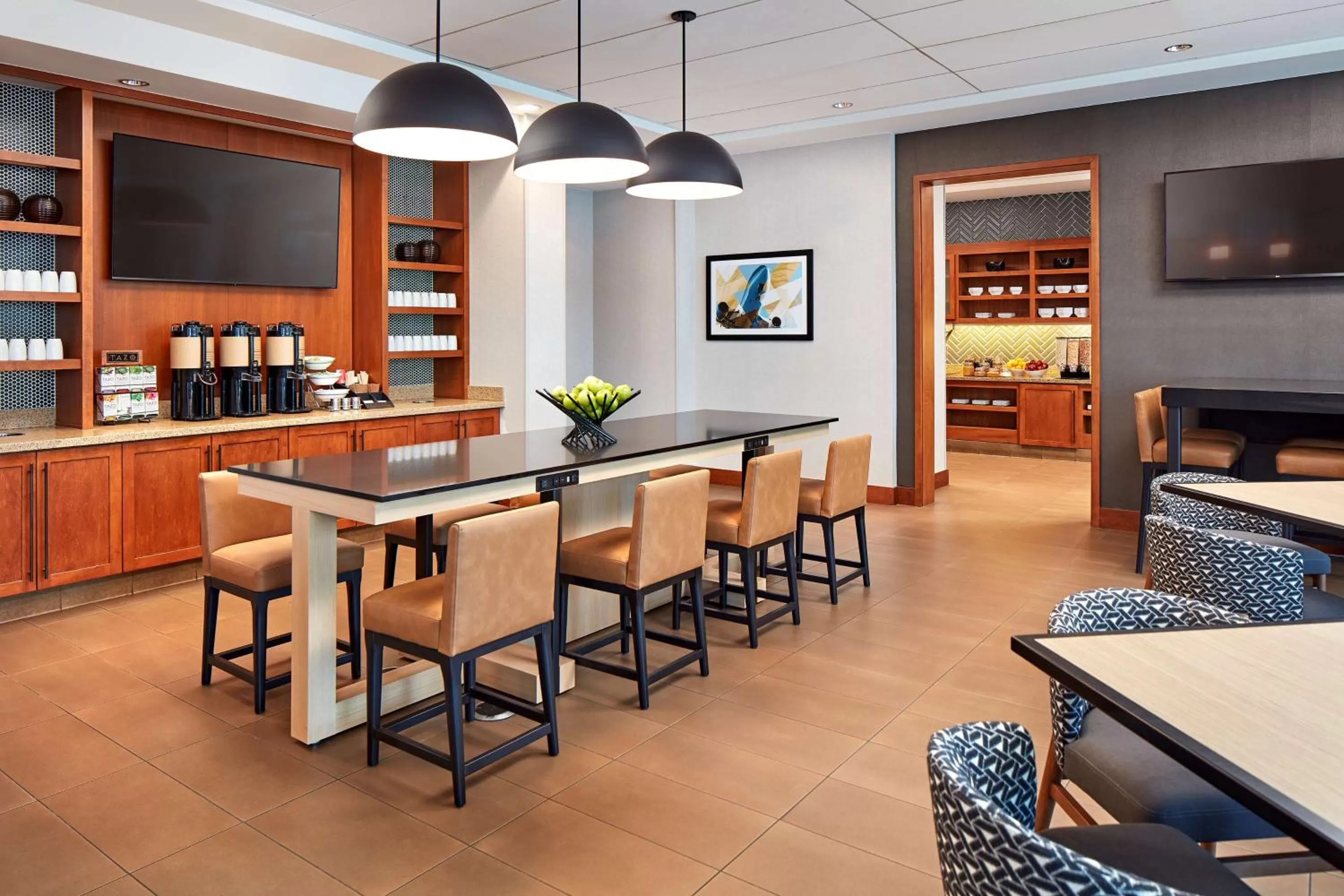 Restaurant/places to eat in Hyatt Place Los Angeles / LAX / El Segundo