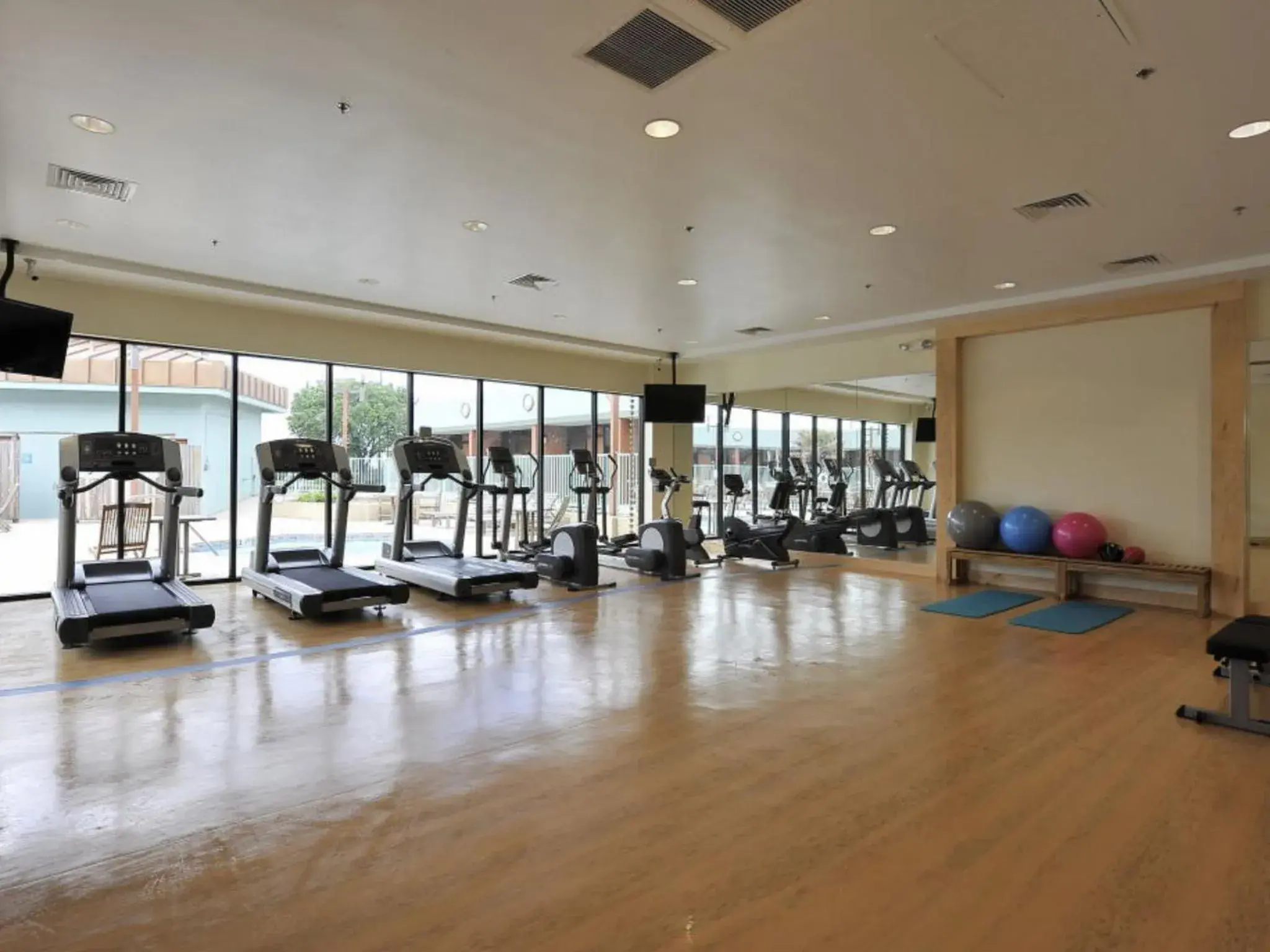 Day, Fitness Center/Facilities in Wyndham Garden Hotel Austin