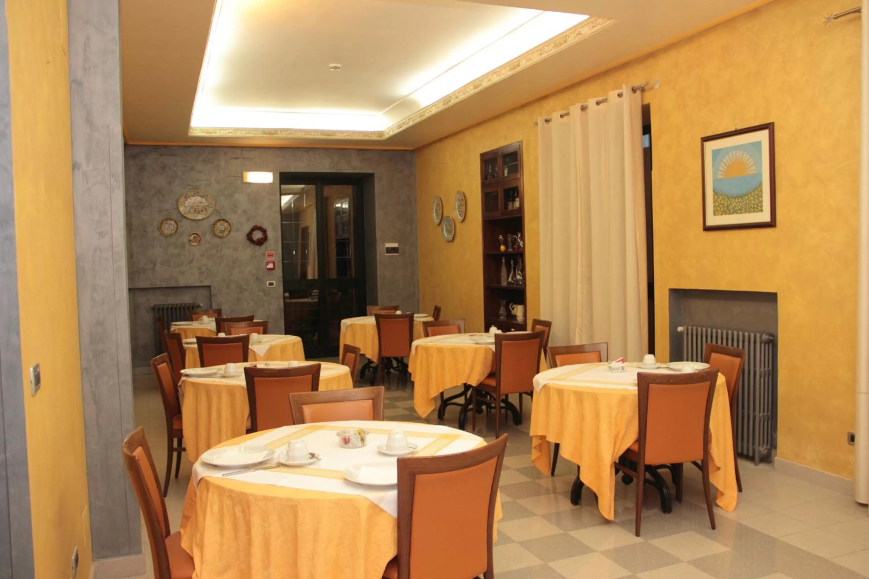 Restaurant/places to eat in Hotel Villa Archirafi