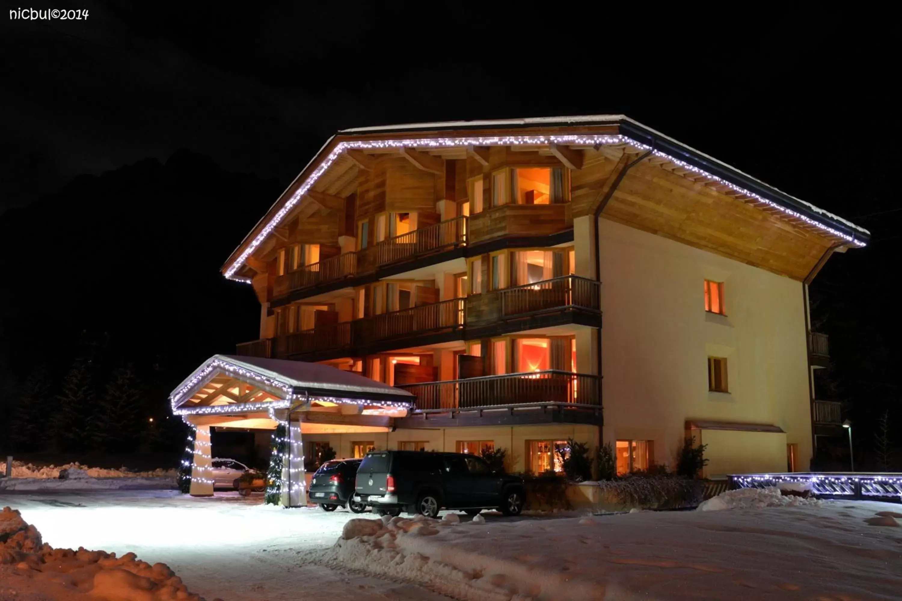 Facade/entrance, Winter in Hotel Garni Pegrà