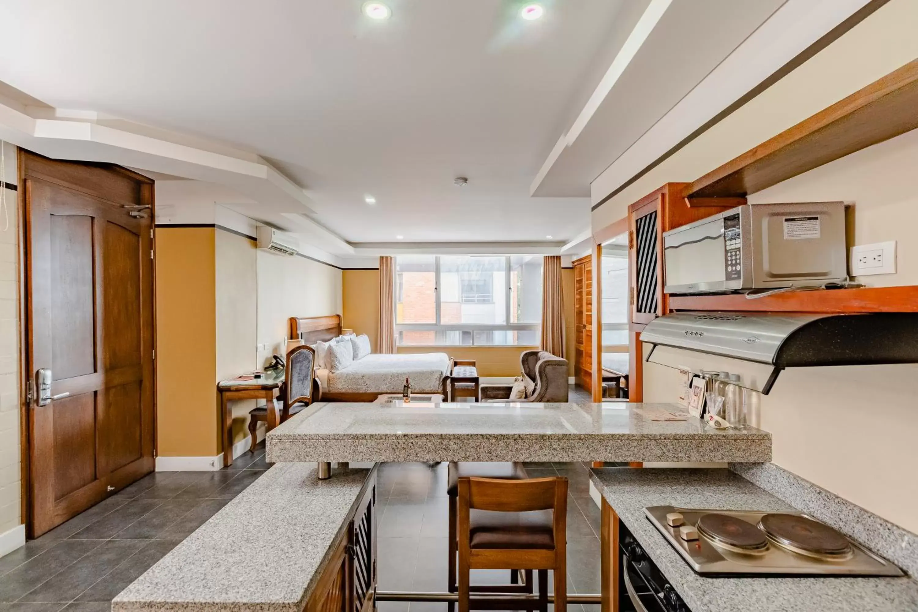 Photo of the whole room, Kitchen/Kitchenette in Hotel Du Parc