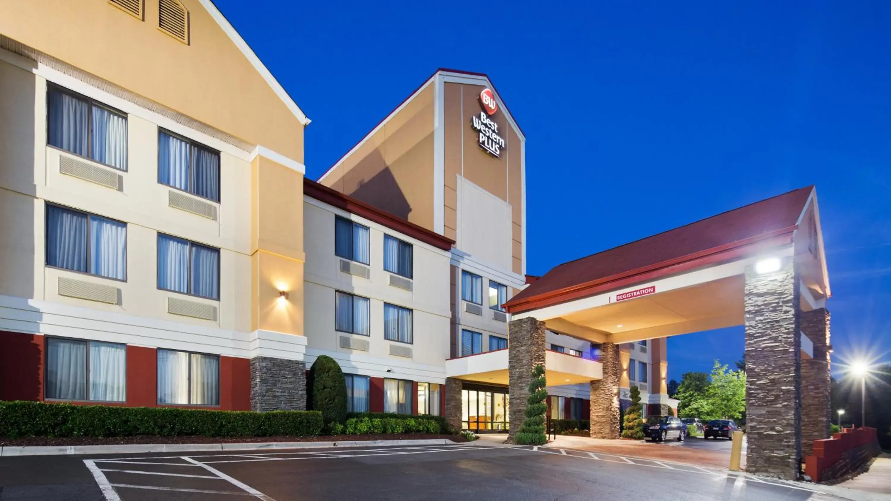 Area and facilities in Best Western Plus Huntersville Inn & Suites Near Lake Norman