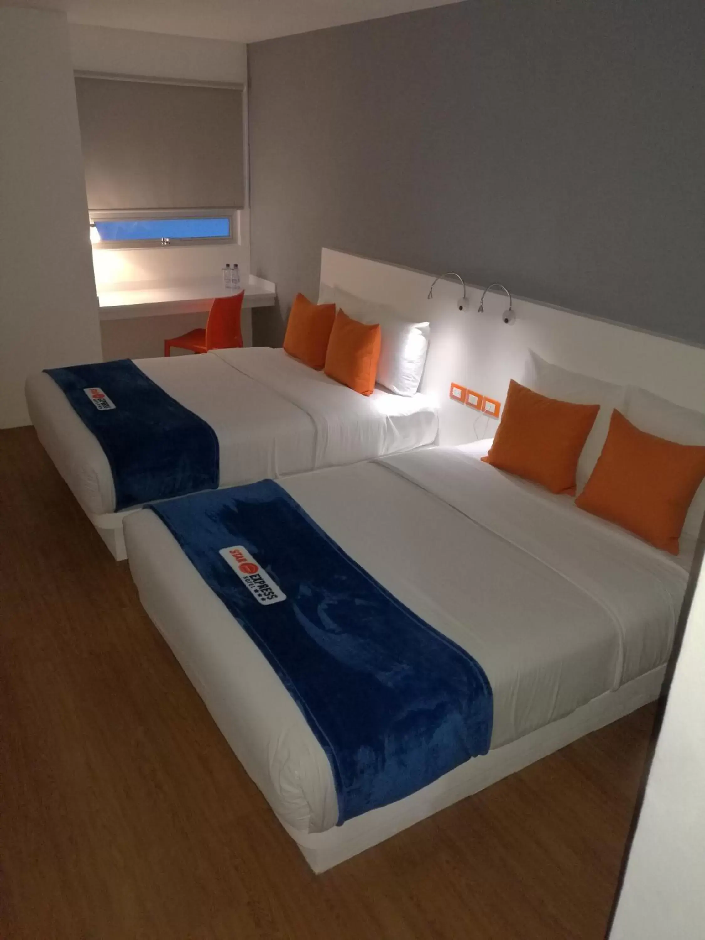 Bed in Hotel Star Express Puebla