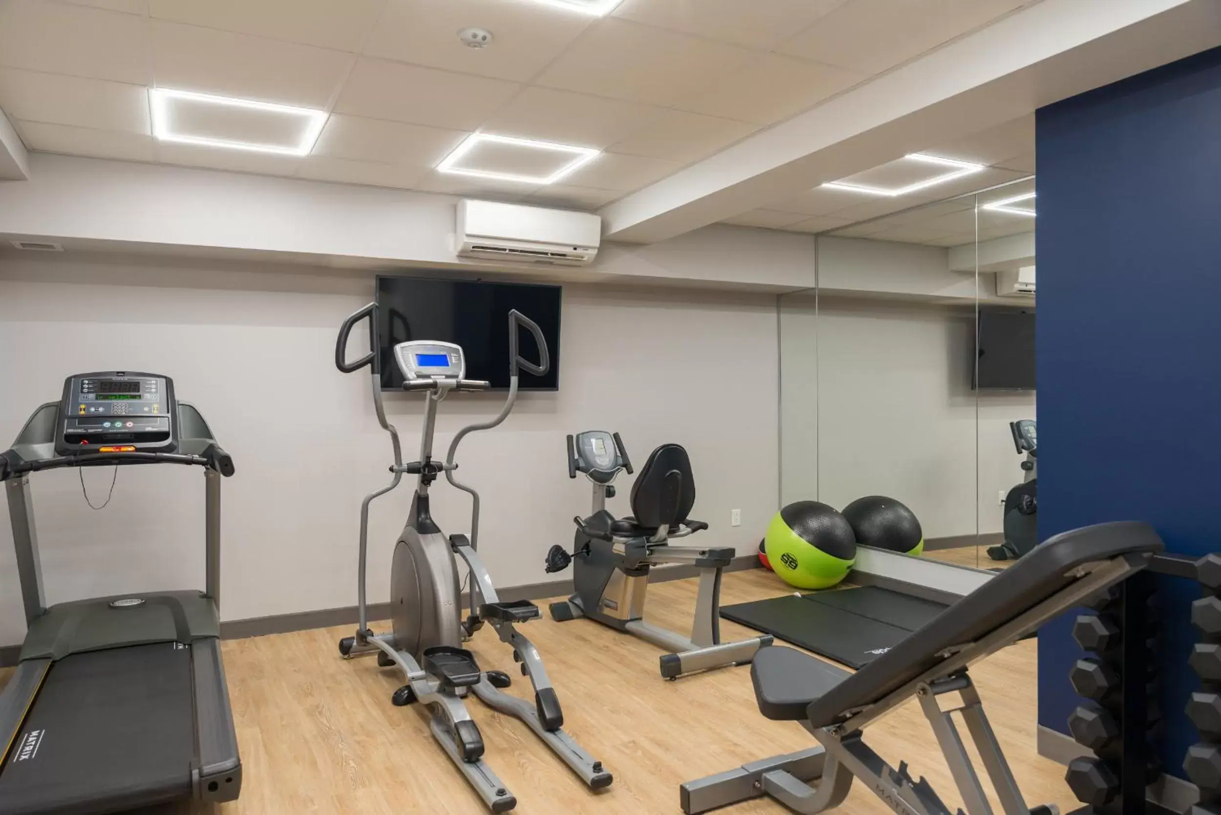 Fitness centre/facilities, Fitness Center/Facilities in Hotel Royal William, Ascend Hotel Collection