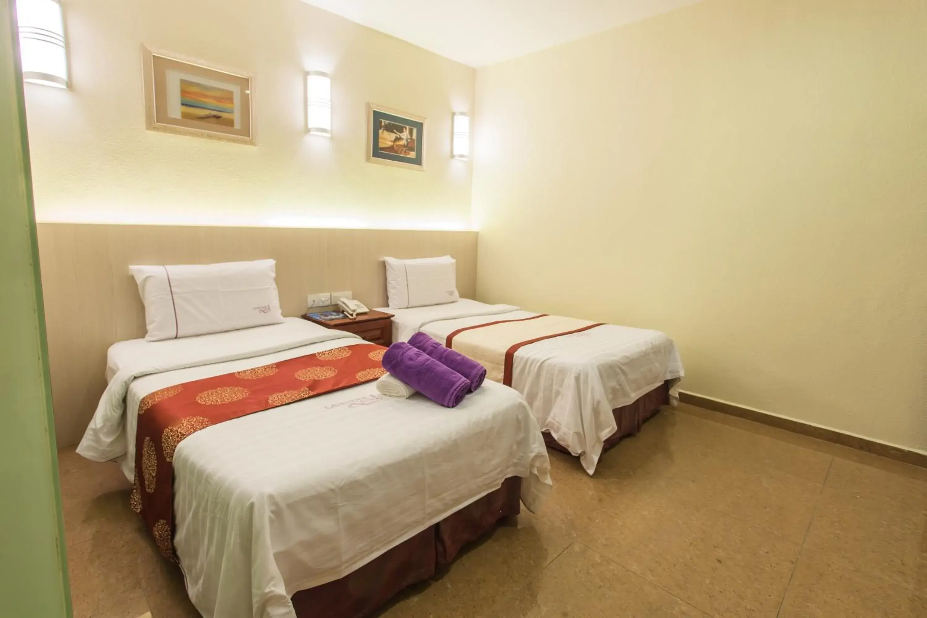 Photo of the whole room, Bed in Lavender Inn Permas Jaya