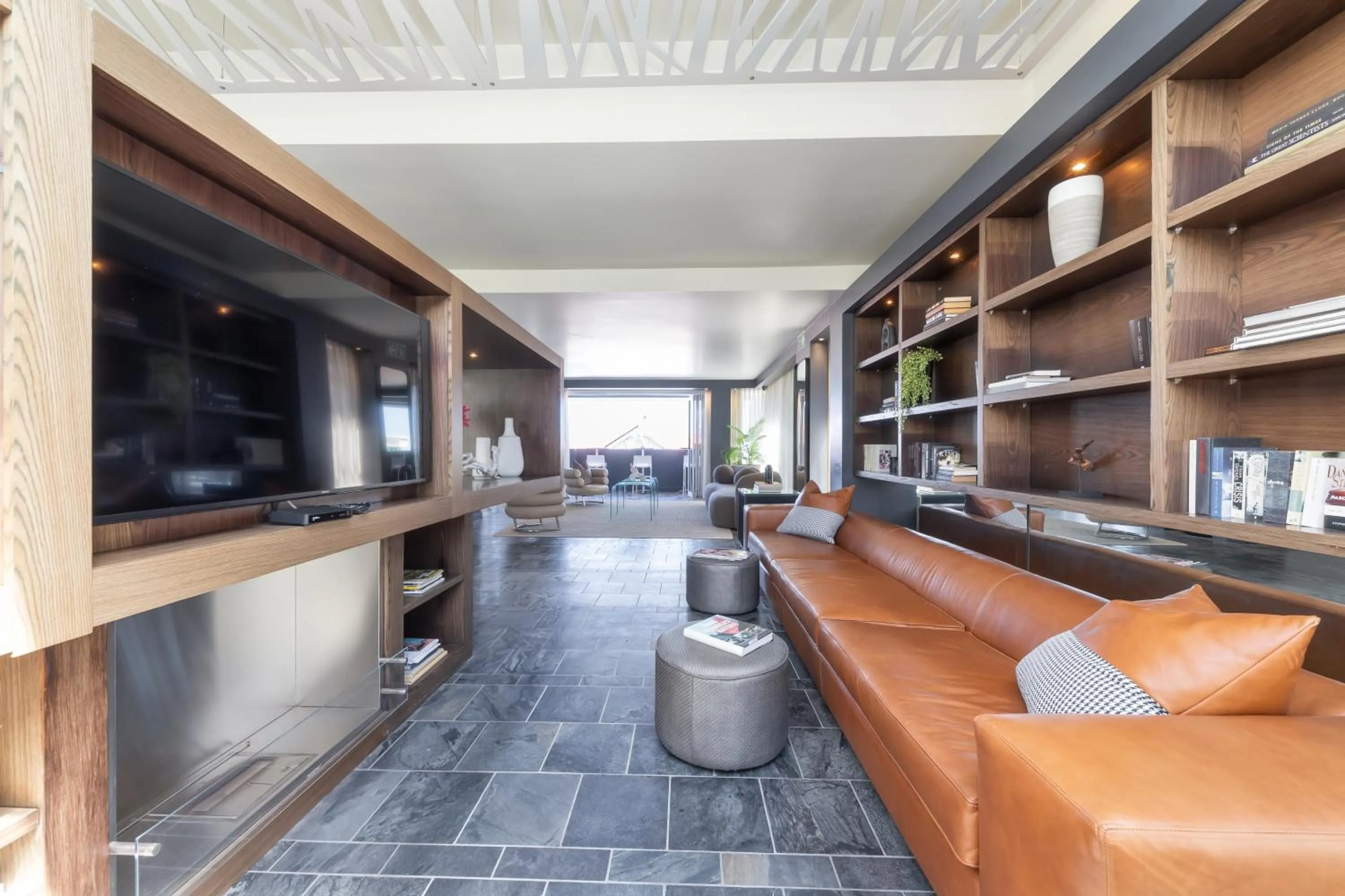 TV and multimedia in O on Kloof Boutique Hotel & Spa